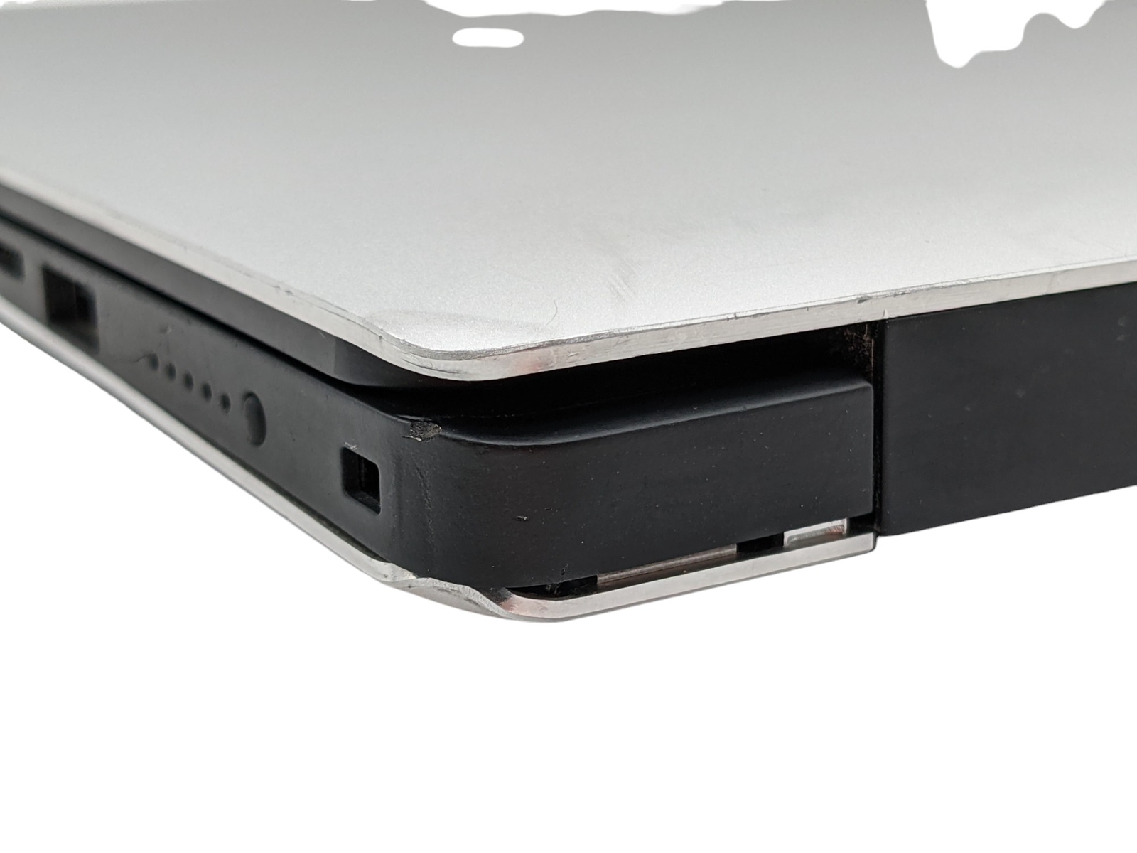 DELL PRECISION 5540 15″ i7 2.6GHz 32GB RAM 1TB SSD Grade D