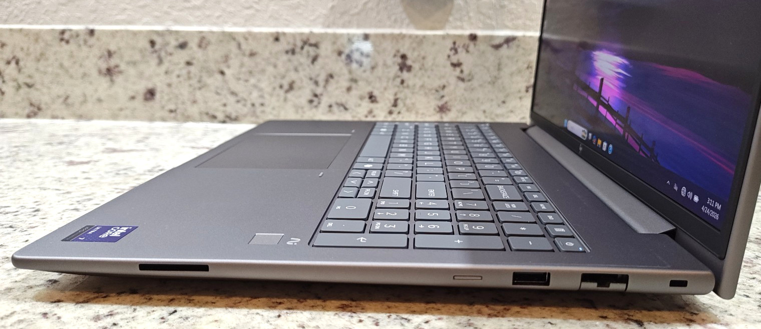 HP ZBook X G1i 16 (UHD+) — Ultra 7 265H / 32GB RAM / 1TB SSD / RTX PRO 1000