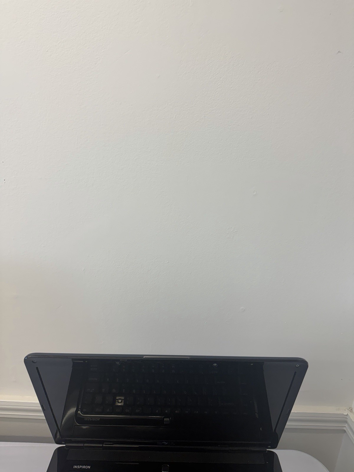 Dell Inspiron 1545 Laptop – Screen Yellowing – Intel Duo T6600 – Read Des