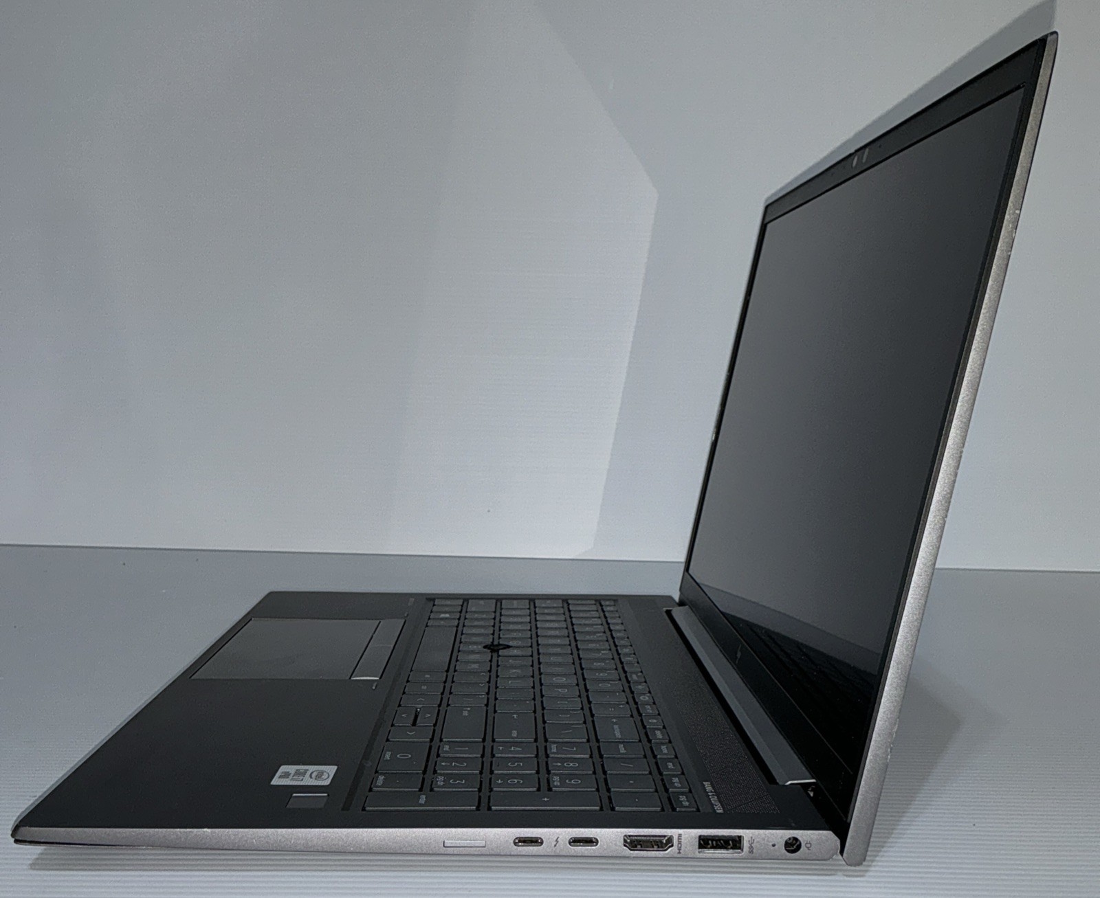 HP ZBook Firefly 15 G7 Laptop i7-10610U@1.80ghz 8GB 240GB M.2 SSD