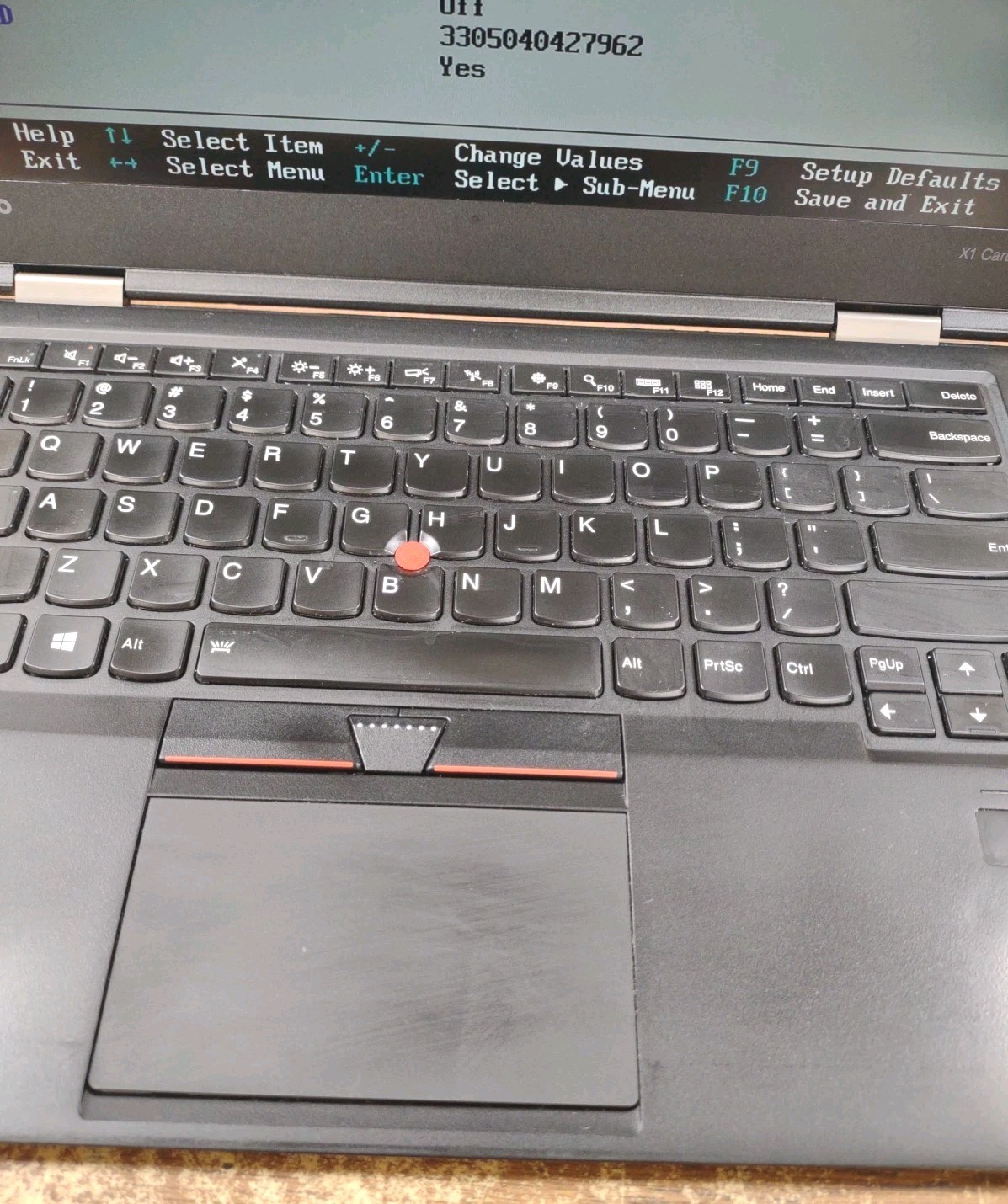 Lenovo ThinkPad X1 Carbon 4th Gen 14″ i7-6600U, 16GB Ram, 256GB SSD.