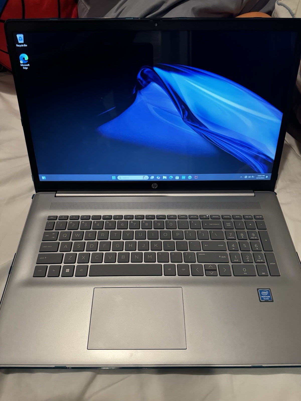 HP 17.3″ HD+ Touchscreen Laptop – Intel Pentium – 4GB RAM – 128GB SSD Storage –