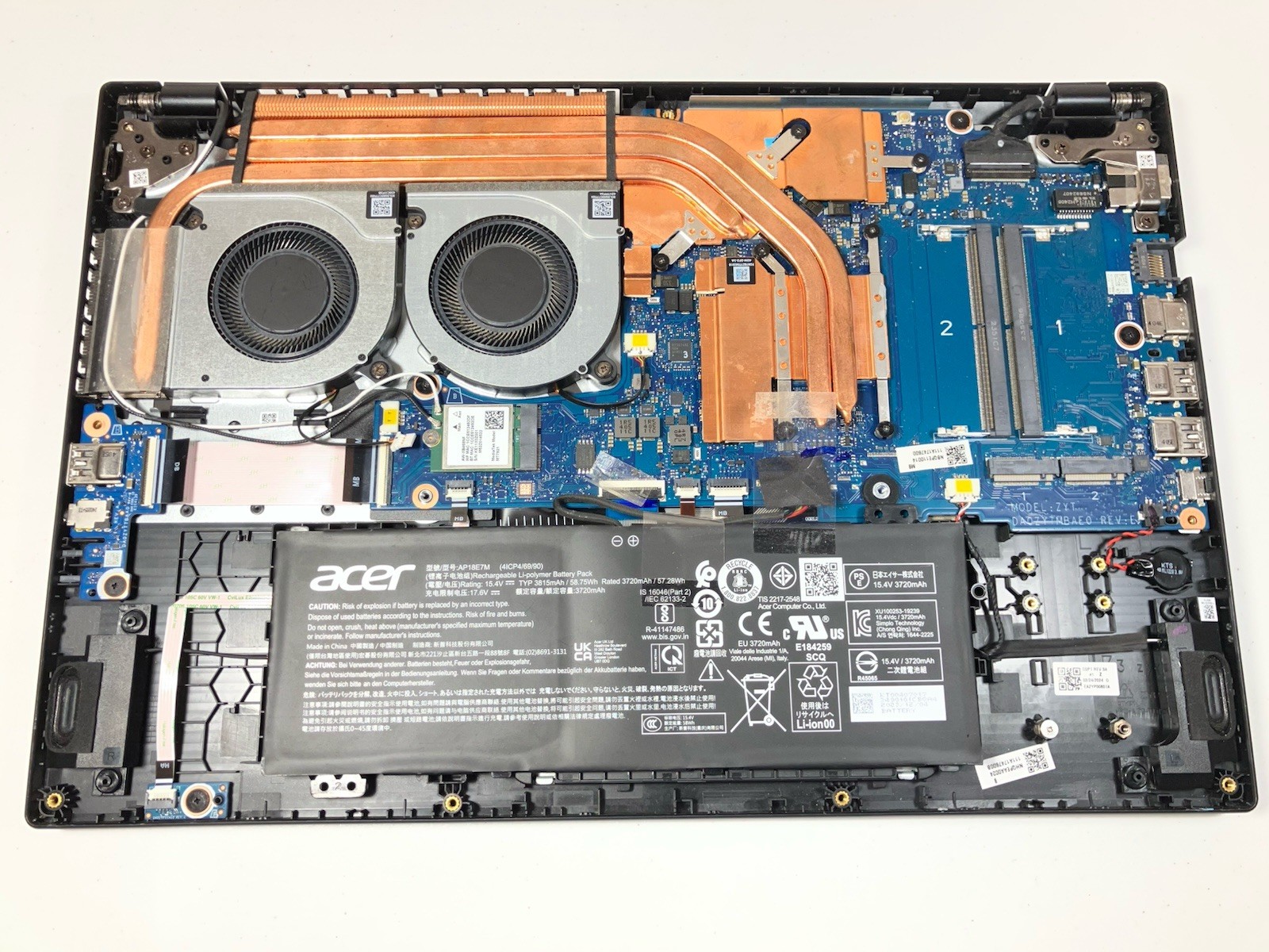 ACER Nitro ANV15-41-R2Y3 Laptop Ryzen 5 7535HS RTX 4050 (For Parts or Repair)