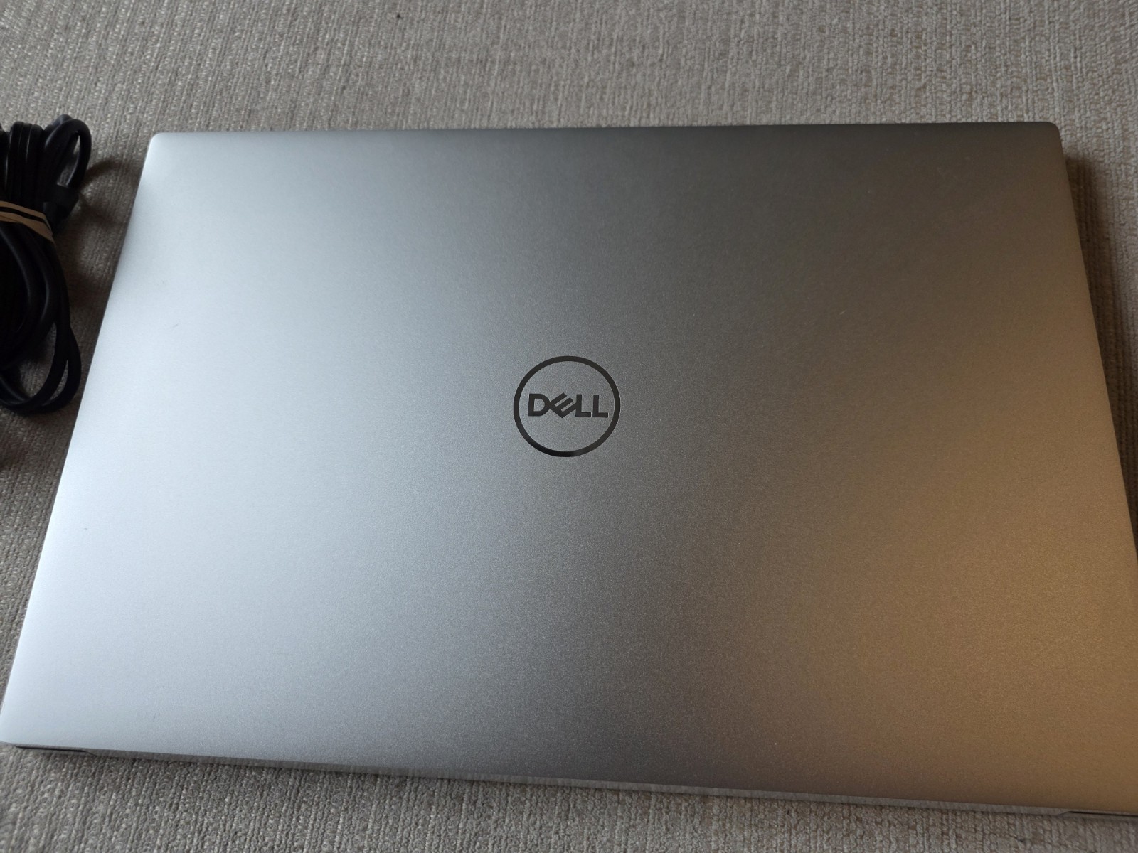 Dell XPS 15 9530 15.6″ FHD+ Intel Core i7-13620H 16GB RAM – 512GB SSD Intel iGPU