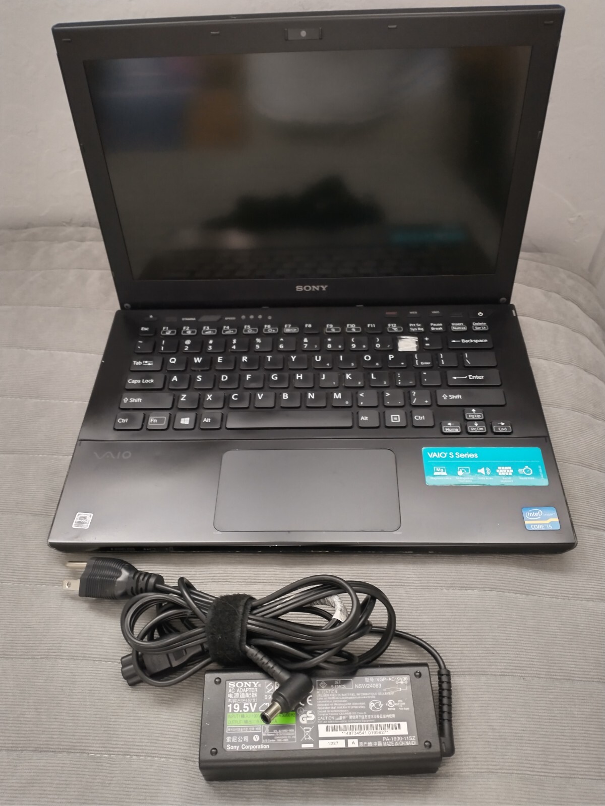 Sony Vaio SVS131E1DL Intel Core i5 3210M 2.50 GHz 6 GB RAM 750 GB HDD
