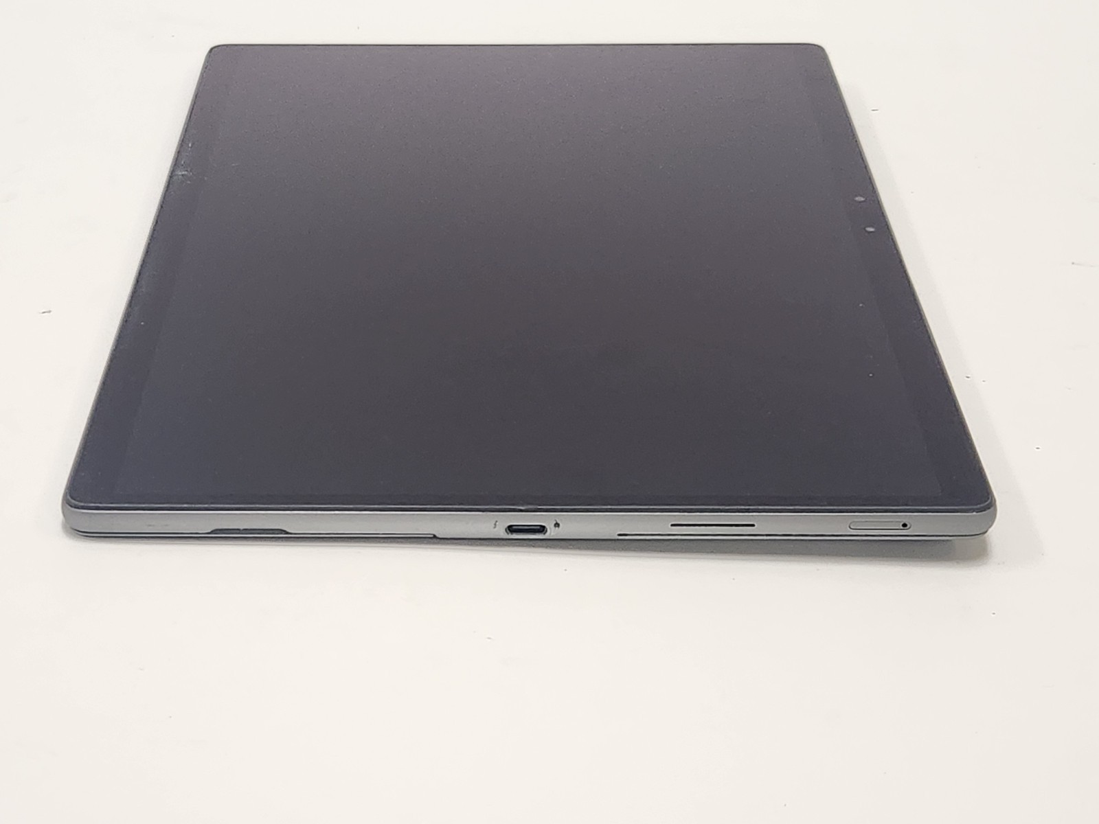 Dell Latitude Detachable 7320 13″ i5-1140G7 16GB RAM 256GB W11P **READ DESC.***
