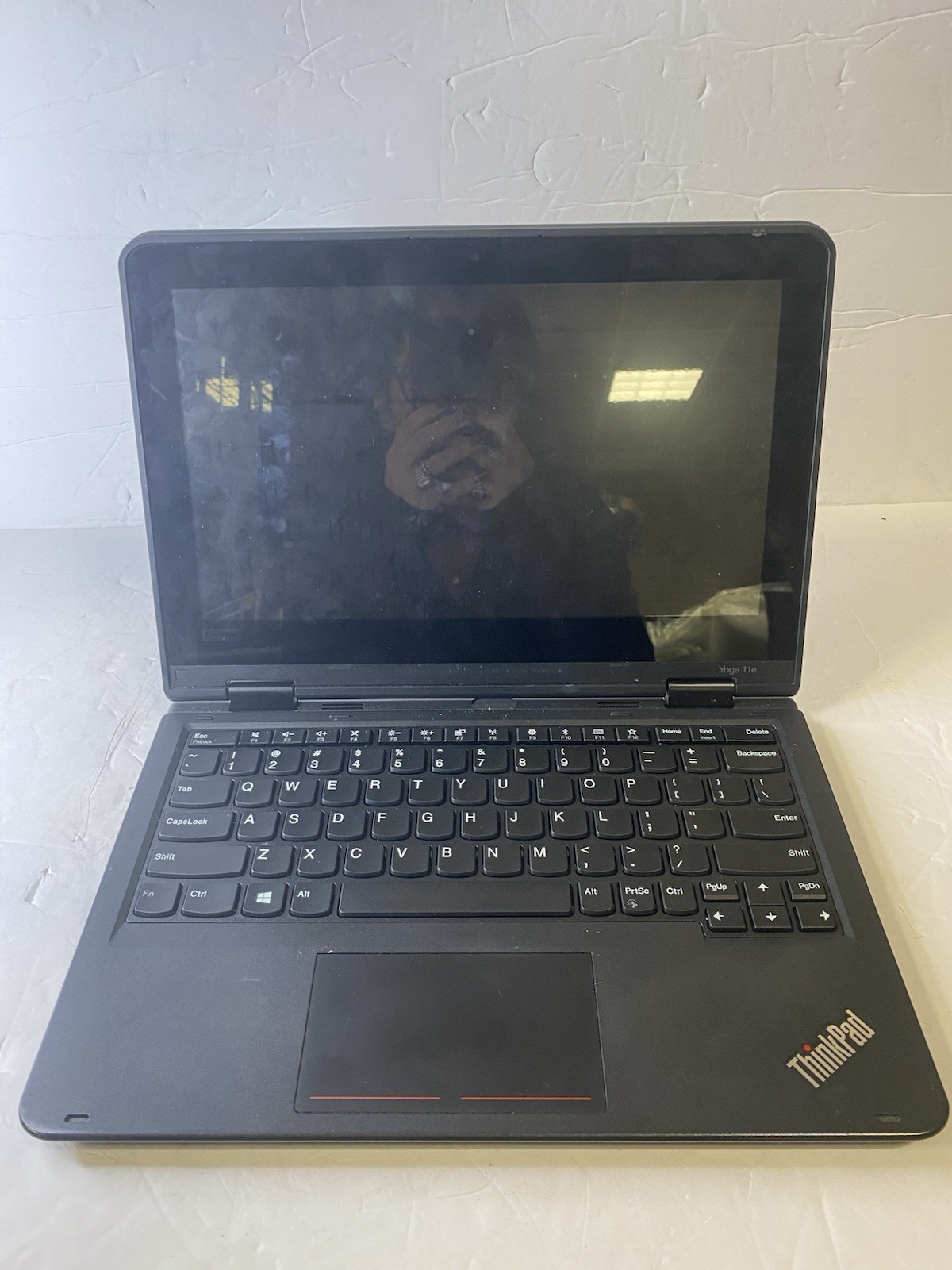 Lenovo ThinkPad Yoga 11e 11.6in 2 in 1 flip TouchScreen Windows 10