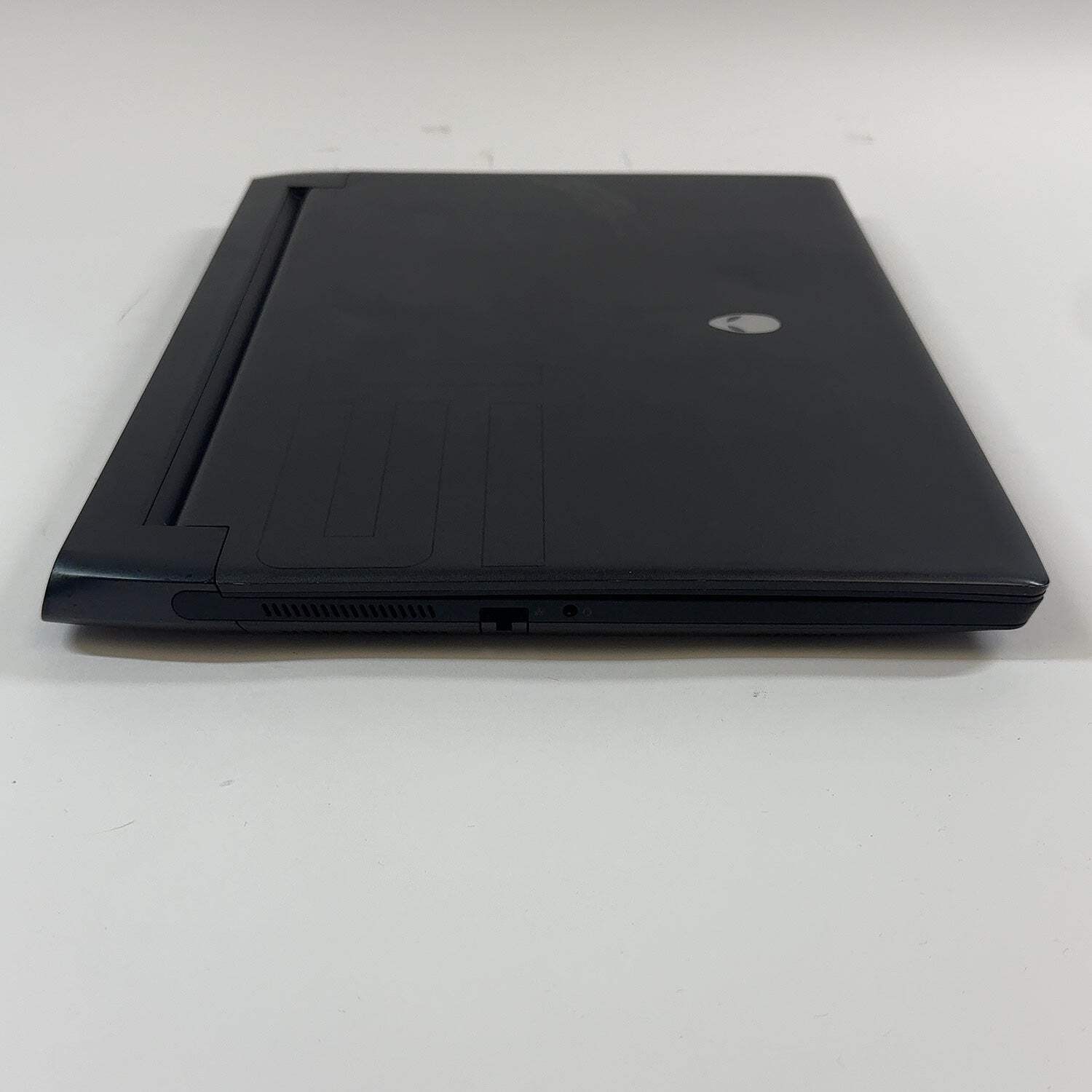 Alienware M15 R7 15.3″ i7-12700H 2.3GHz 32GB RAM 2TB SSD GeForce RTX 3070 Ti