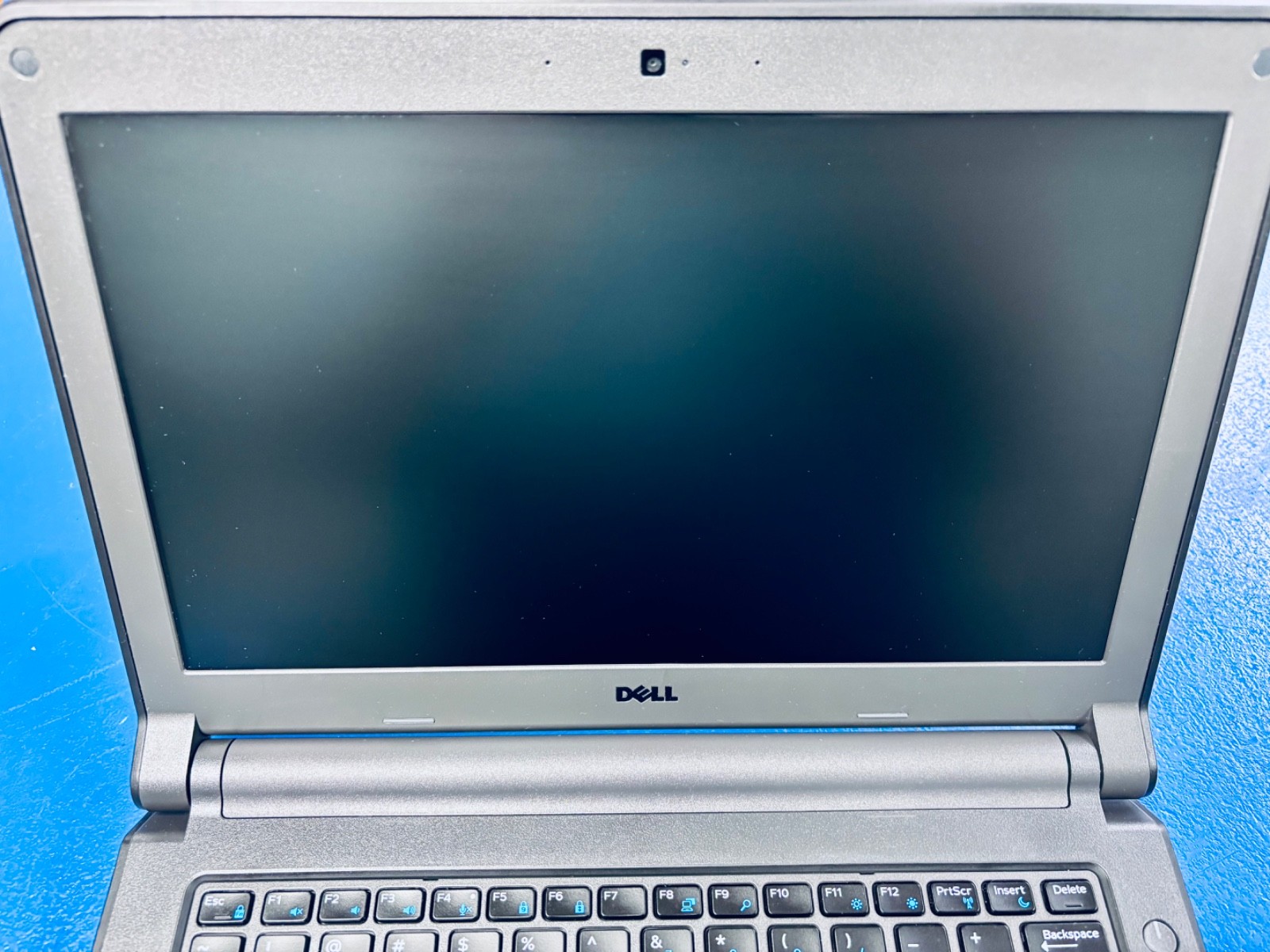Dell Latitude 3350 Intel Pentium 3825U @1.90GHz, 8GB RAM, 64GB SSD, Win 11 Pro.