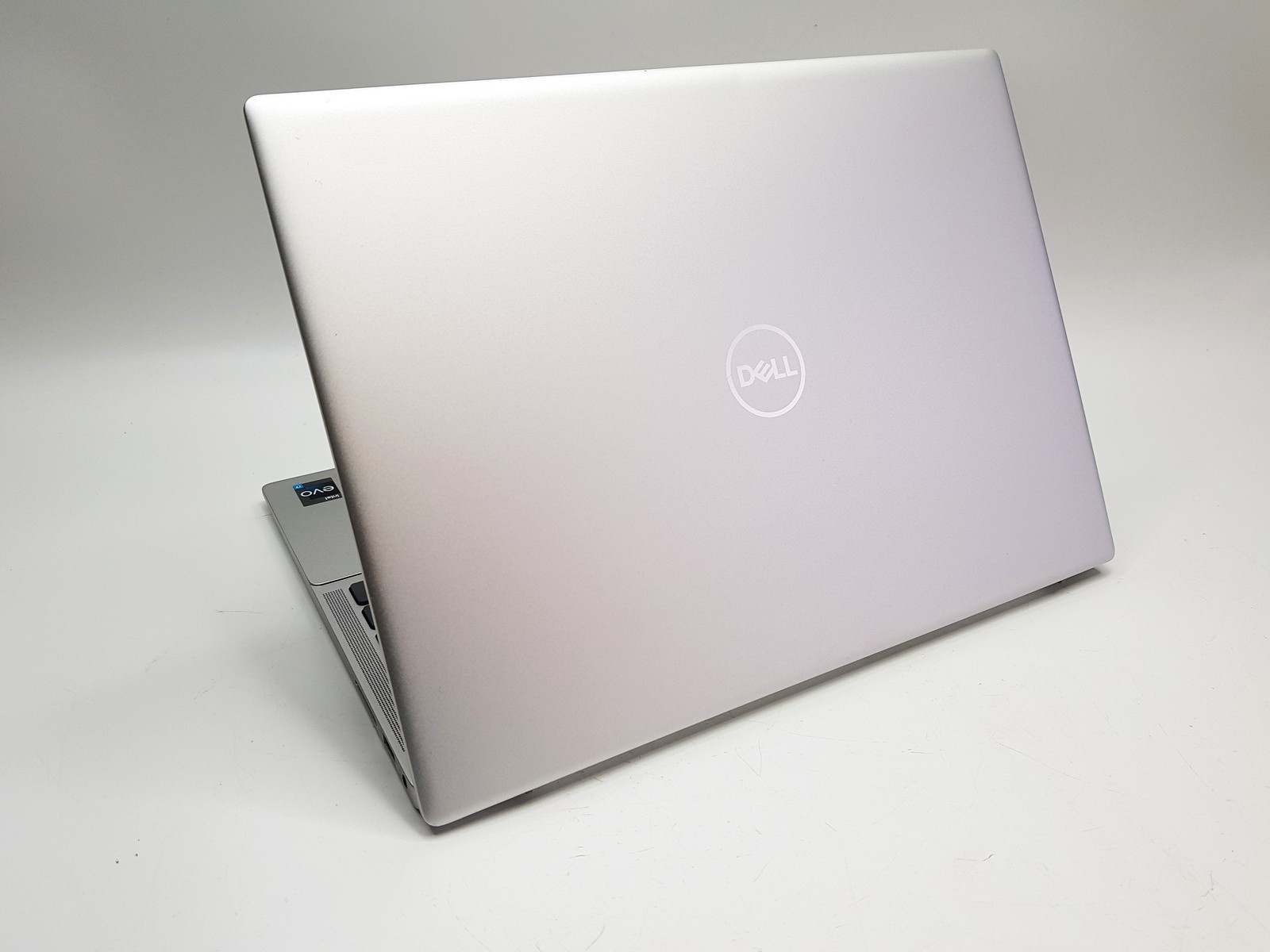 Dell Inspiron 5430 14″ FHD i7-1360P 2.20GHz 16GB RAM 1TB SSD Windows 11 Home