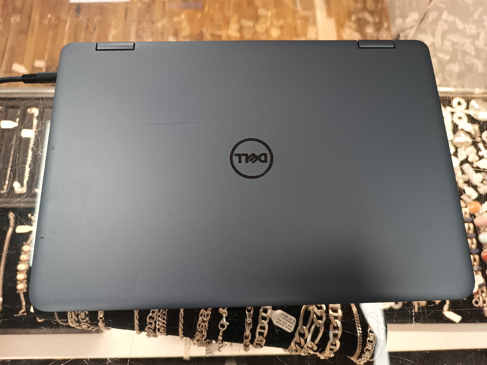 Dell Inspiron 3195 – 11.6″ Touch – AMD A9-9420e 4GB 128GB SSD Laptop AS-IS!