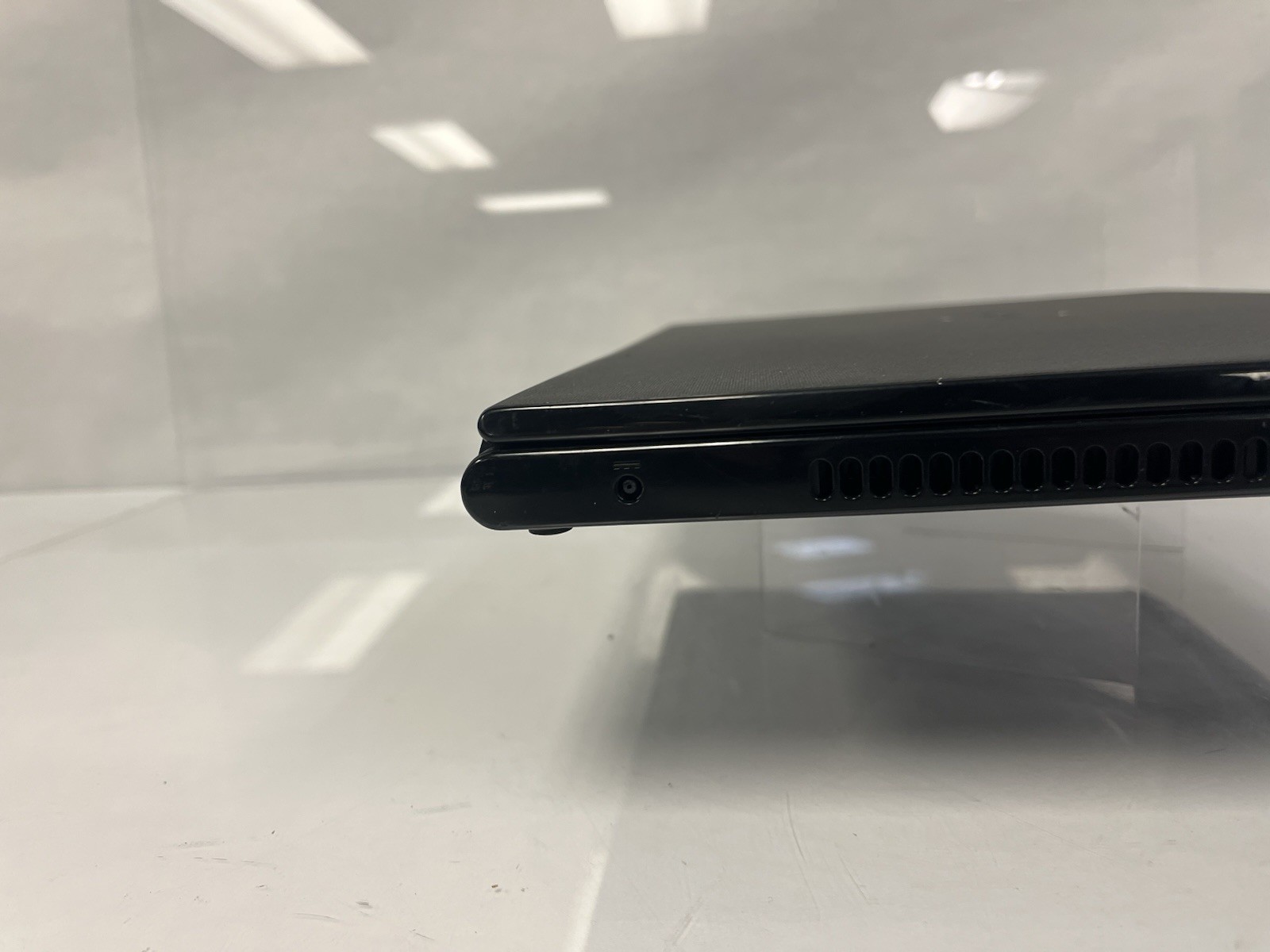 DELL INSPIRON 5551 Pentium N3540 2.16GHz NO Ram NO HDD FOR PARTS #2