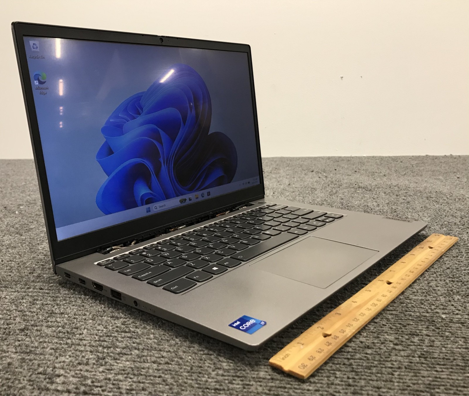 Lenovo ThinkBook 14 G2 14″ Touch Laptop i7-1165G7 8GB RAM 512GB NVMe, As Is