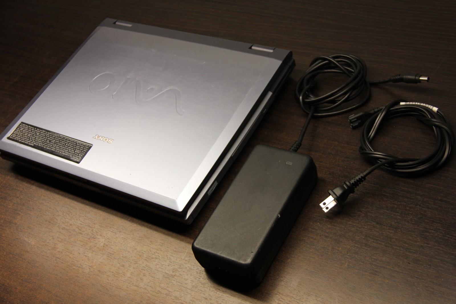 Sony VAIO PCG-8N1L LAPTOP pcg-grt240g with Charger in working condition