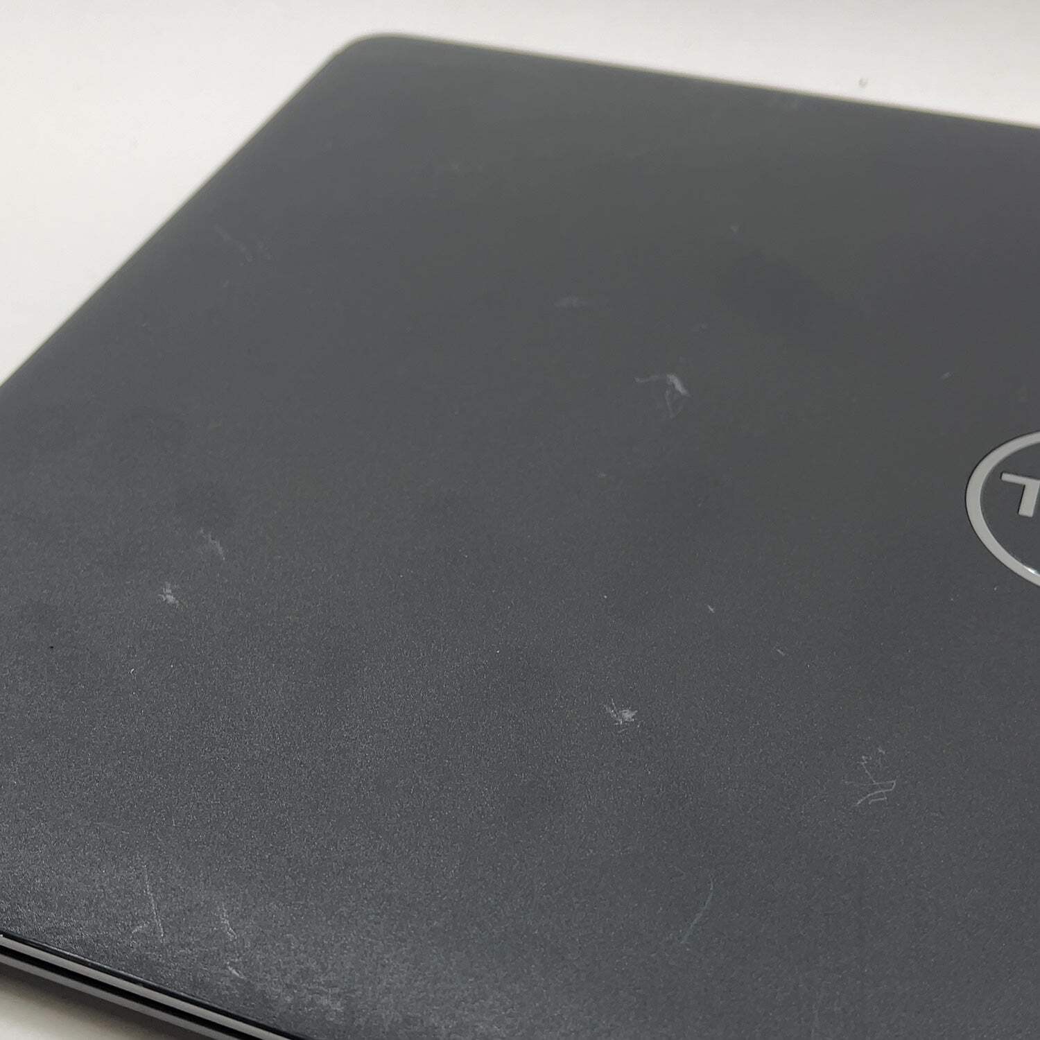 Dell Latitude 3520 15.6″ i5-1135G7 2.4GHz 16GB RAM 1TB SSD