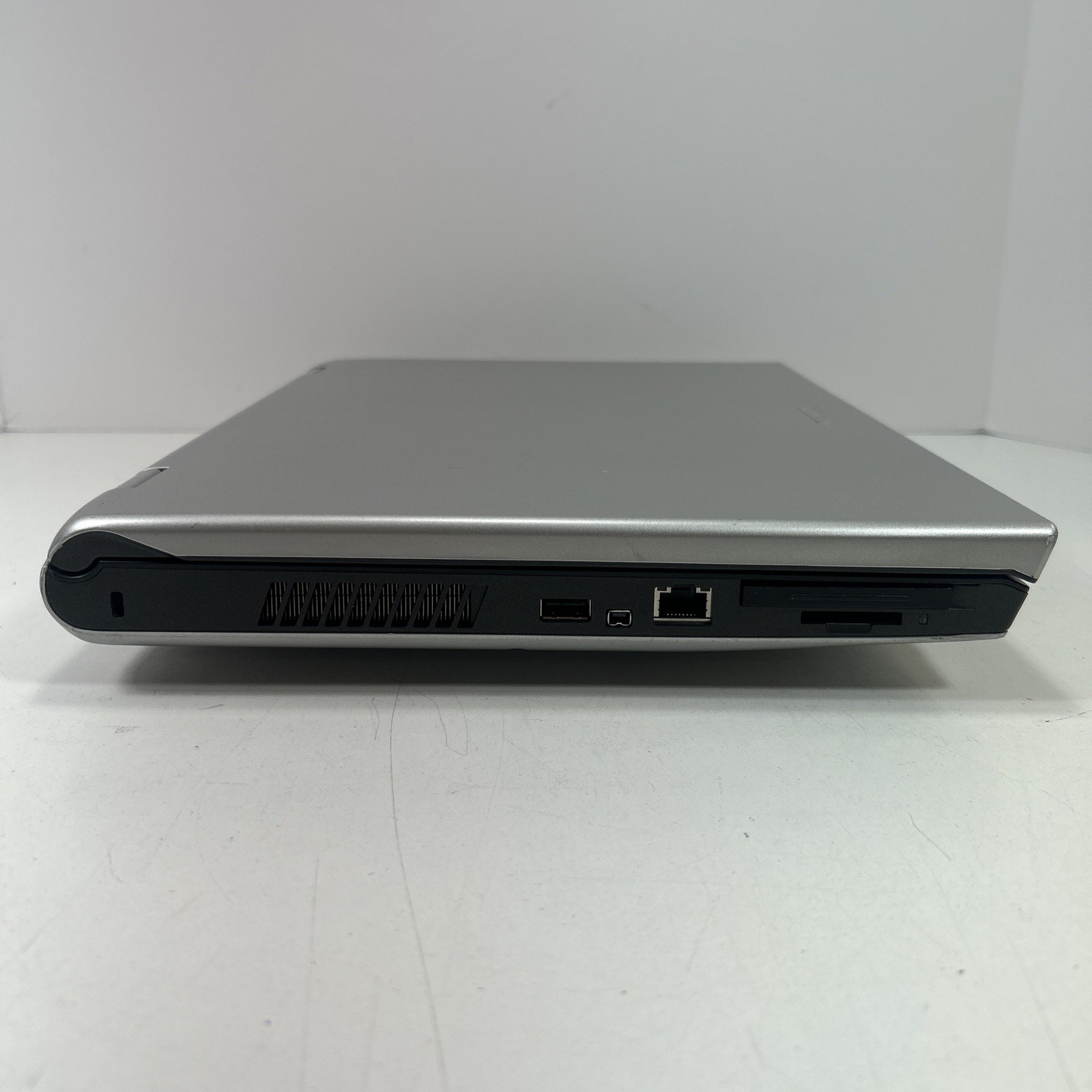 Lenovo 3000 N200 Intel Pentium T2390 2GB Ram 500GB HDD Win Vista Ultimate 🔋Good