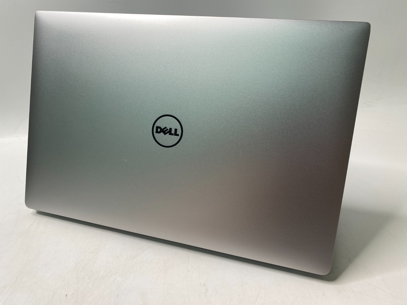 DELL Precision 5520 i7-7820HQ 32GB DDR4 512GB M.2 Quadro M1200 WIN11PRO – Pixels