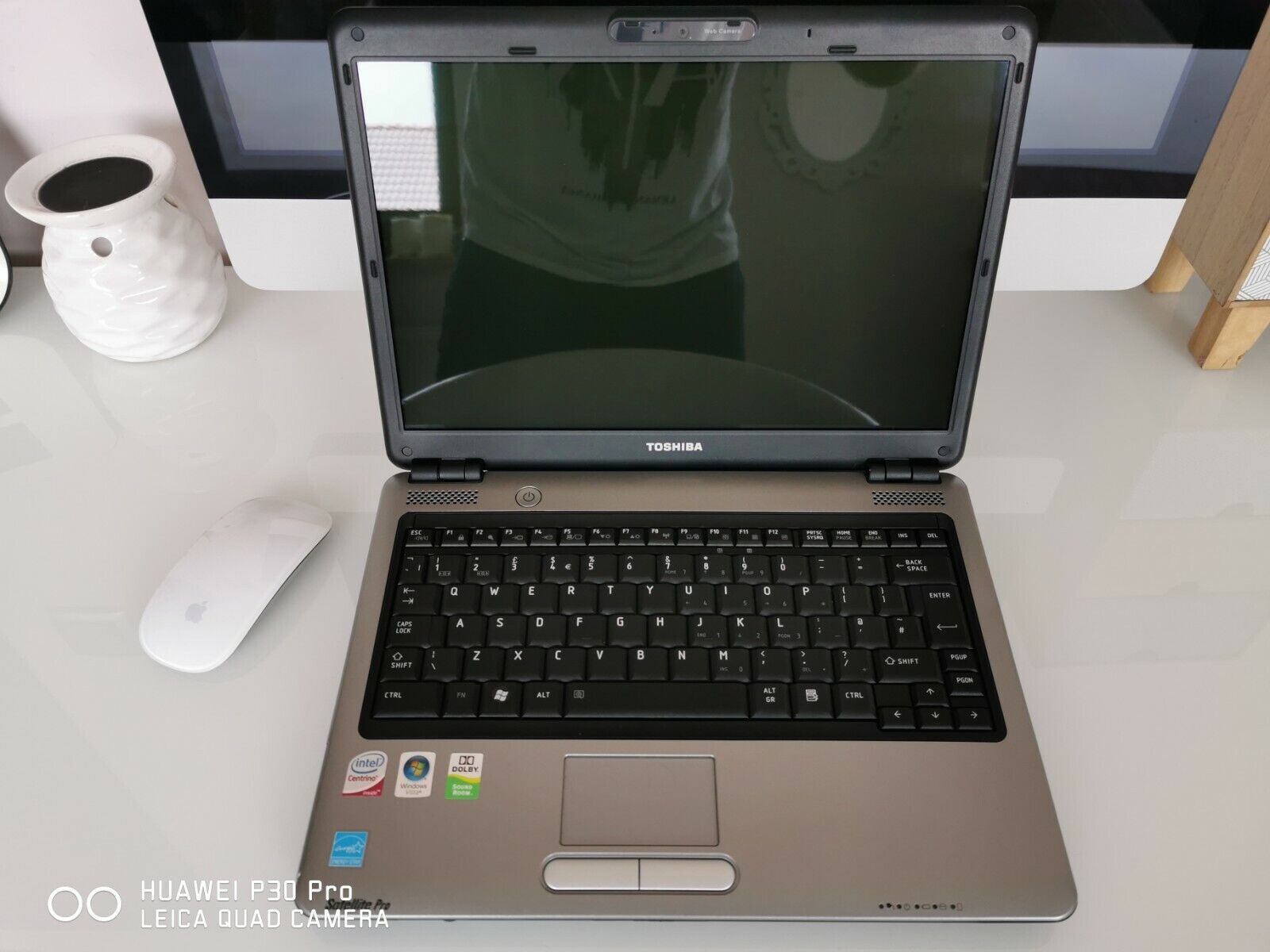 Toshiba Satellite Pro U400 4GB 120GB DVD-RW WebCam Windows 7 Professional