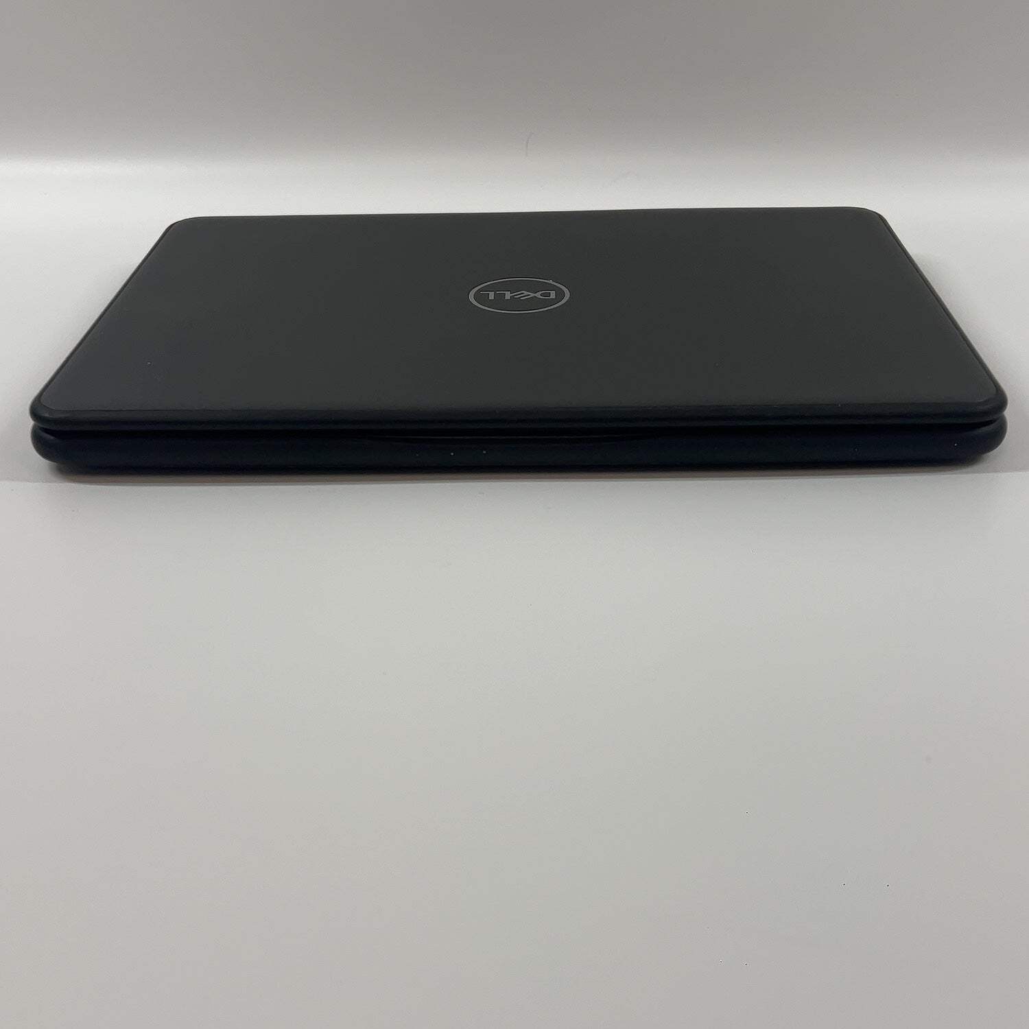 Broken Dell Latitude 3310 13.3″ i3-8145u 2.1GHz 8GB RAM 120GB SSD READ