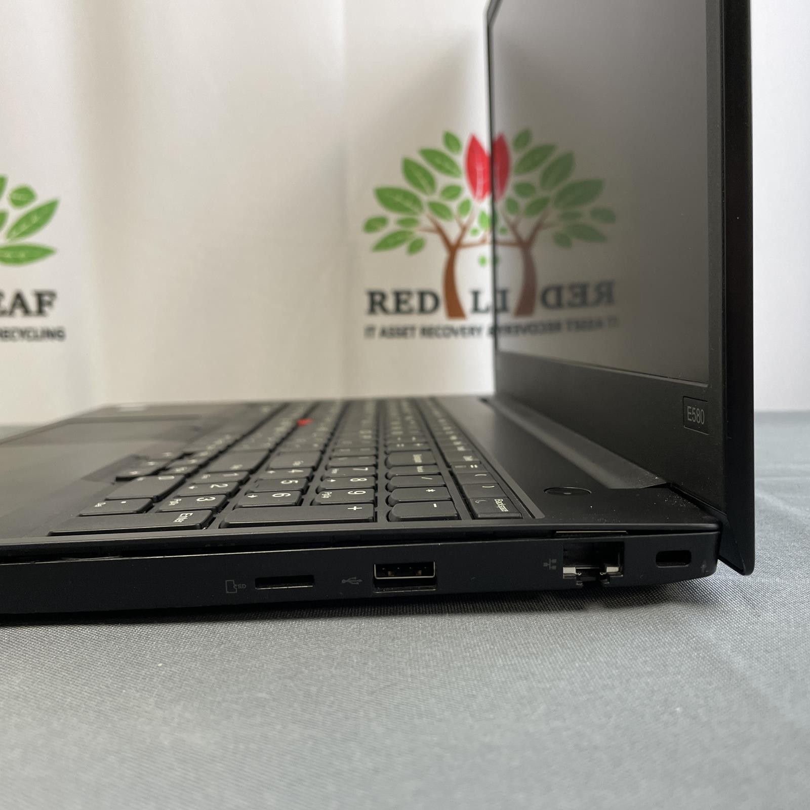 Lenovo ThinkPad E580, Core i5-8250U, 8 GB RAM, No SSD | Bad Battery (READ)