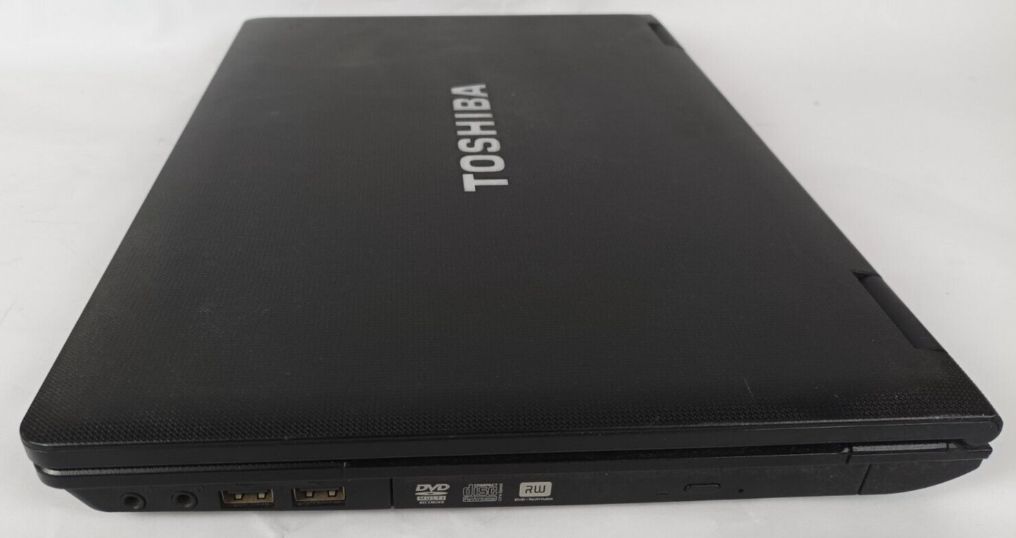 Toshiba S500 Notebook PC i3 M370 4gb DDR3 256gb SSD MiniDP Esata DVD Windows 10