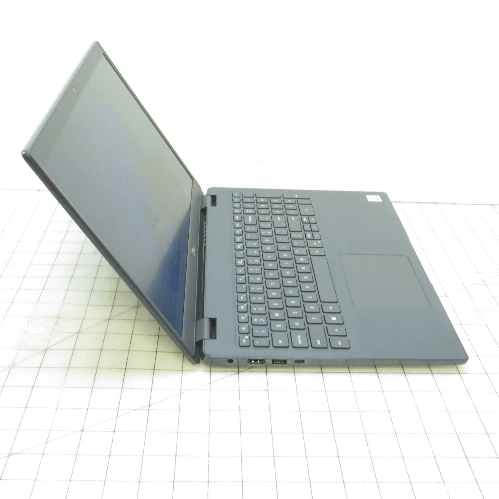 Dell Latitude 3510 Intel i5 10th Gen 8GB RAM 256GB SSD 15.6″ Win 11 Pro Laptop