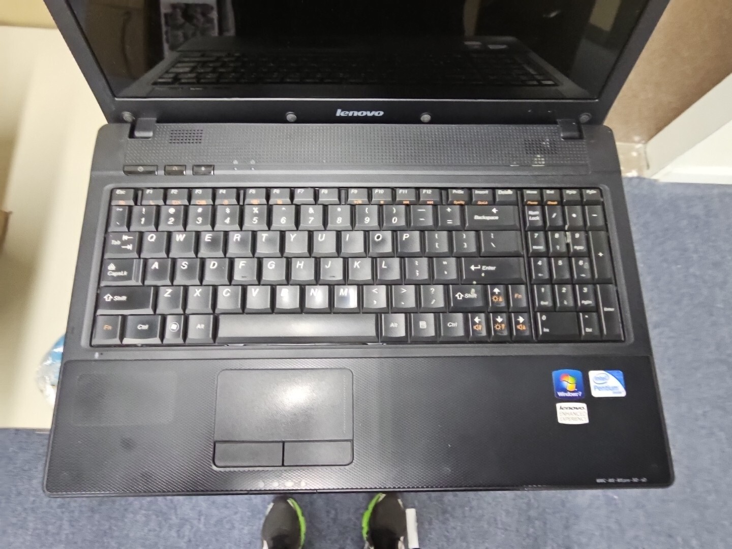 Lenovo G560 Laptop Intel Pentium Dual Core 4GB Ram Has HDD & Battery Powers On