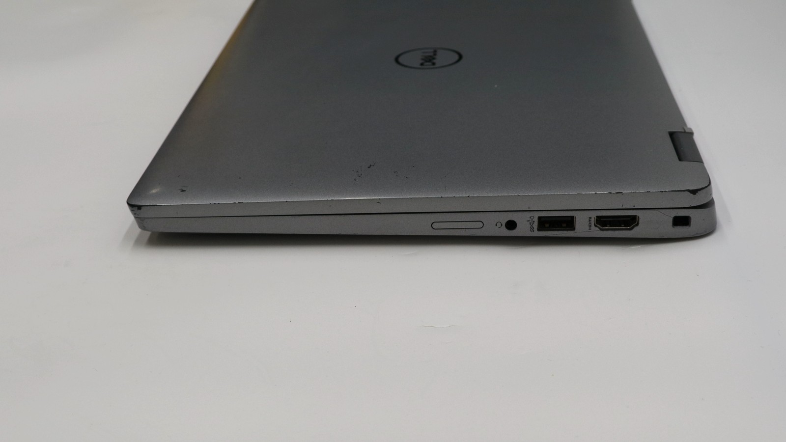 Dell Latitude 5330 13″ i7-1265u 16GB 512GB – Excellent