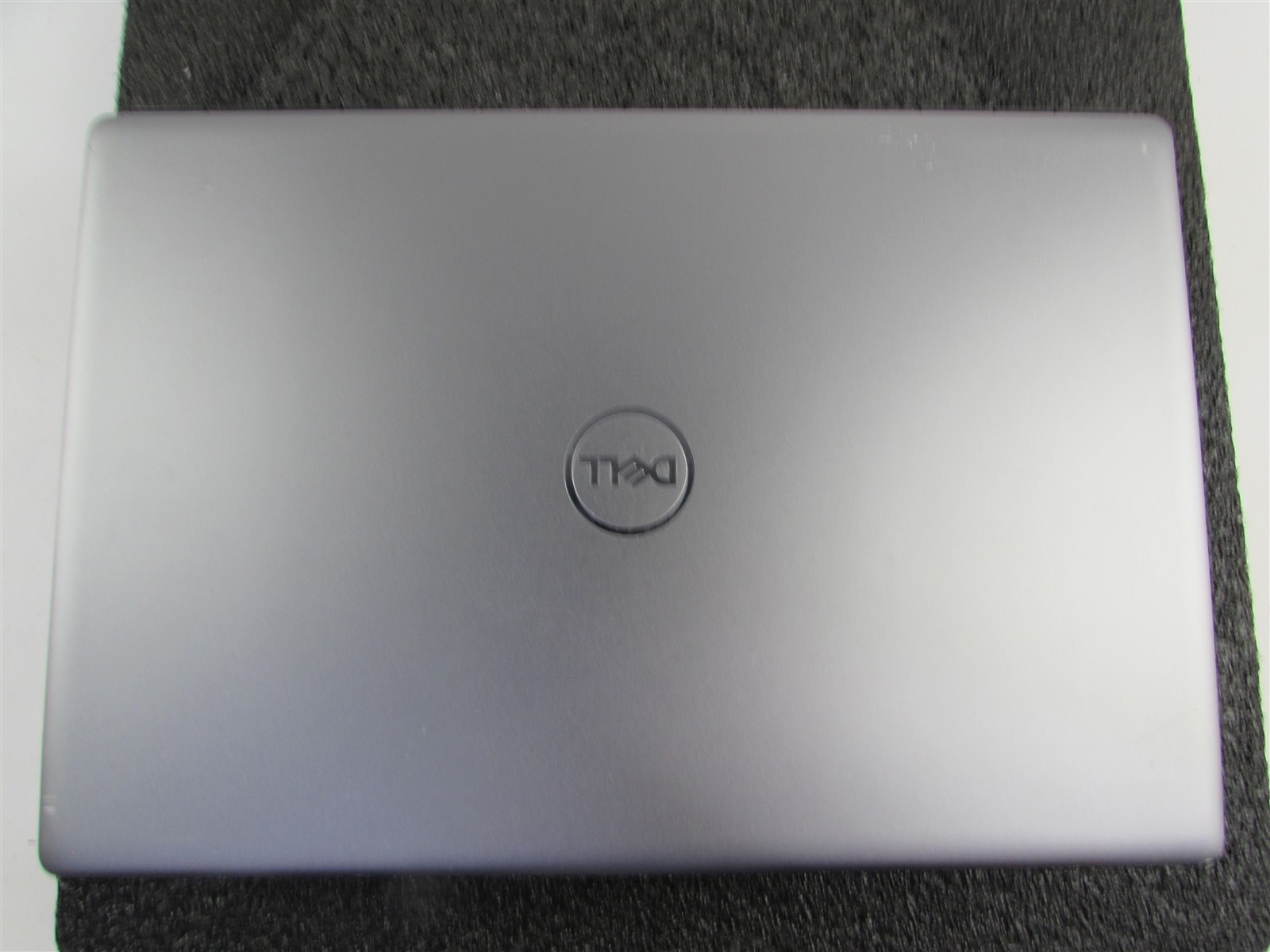 DELL PRECISION 7560 1920X1080 FHD I7-11850H 1TB 32GB RAM RTX A3000 WIN 11 NO BAT