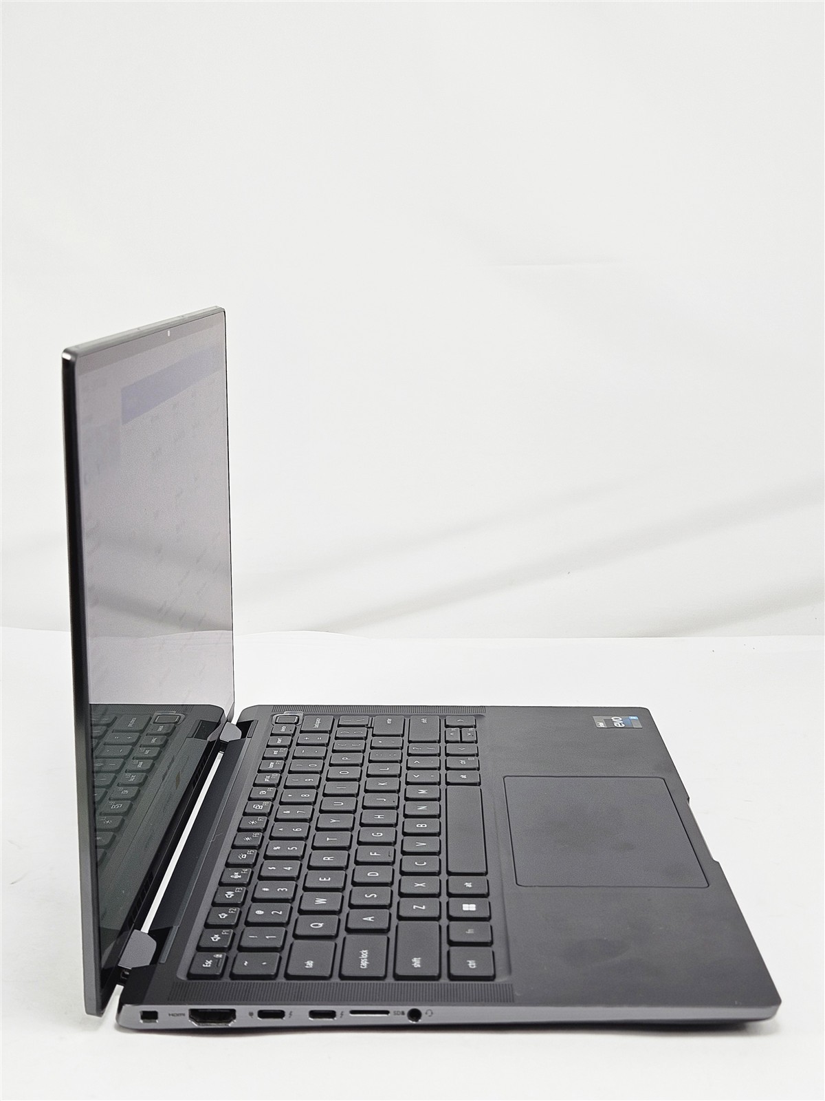 Dell Latitude 9430 2-in-1 Intel Core i7-1265U 16GB 256GB SSD 14″ Touch