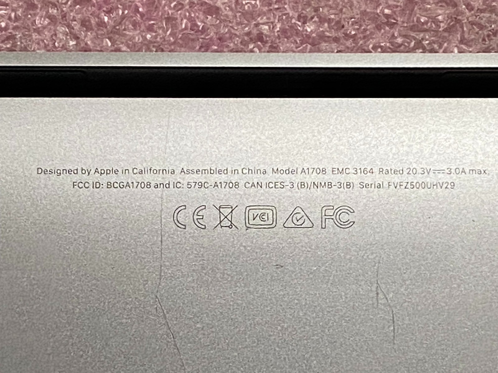 Apple MacBook Pro A1708 2017 13.3″ i5-7360U 8GB RAM 256GB SSD *Read* – LP50A
