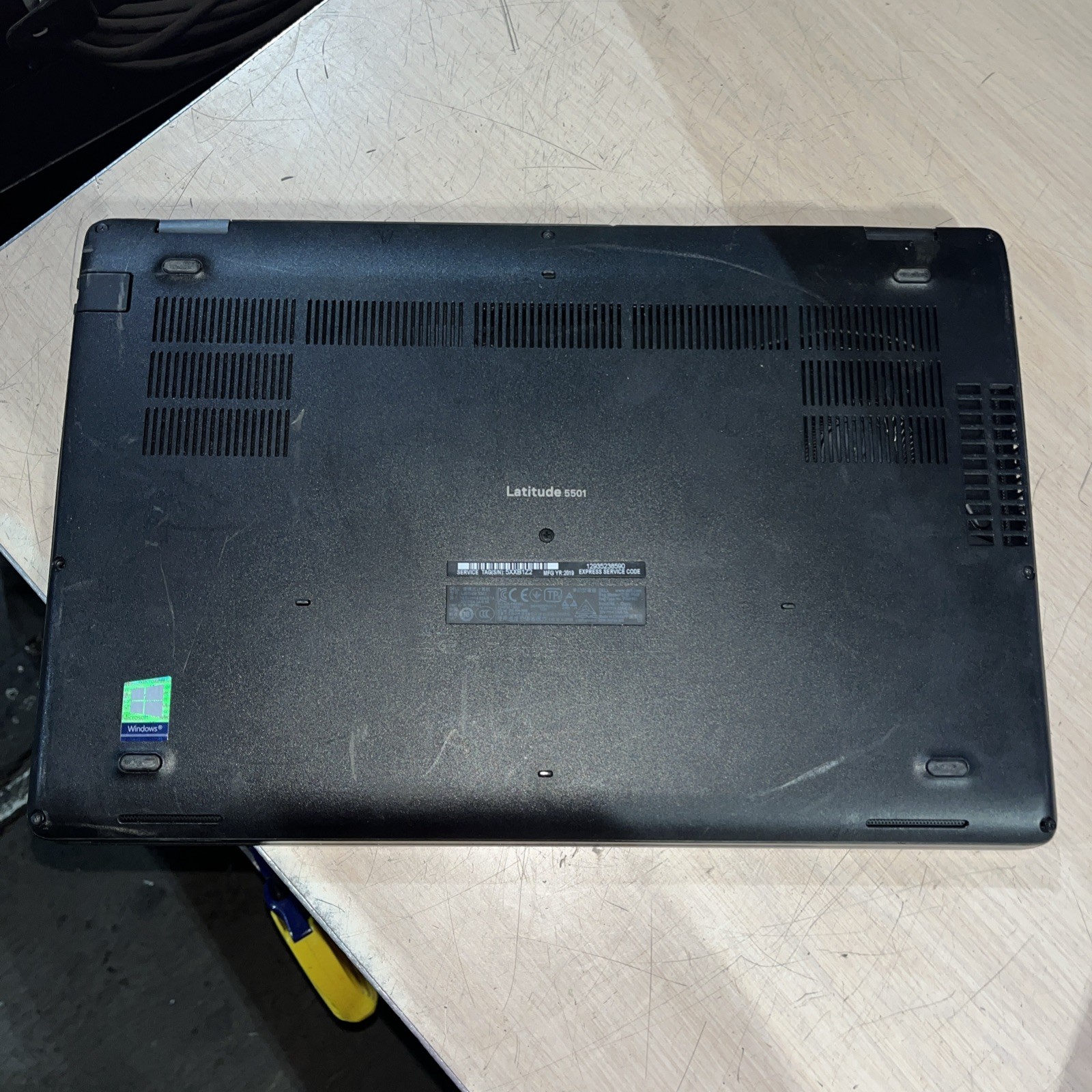 DELL LATITUDE 5501 INTEL CORE I5 9TH GEN 8GB RAM NO HD