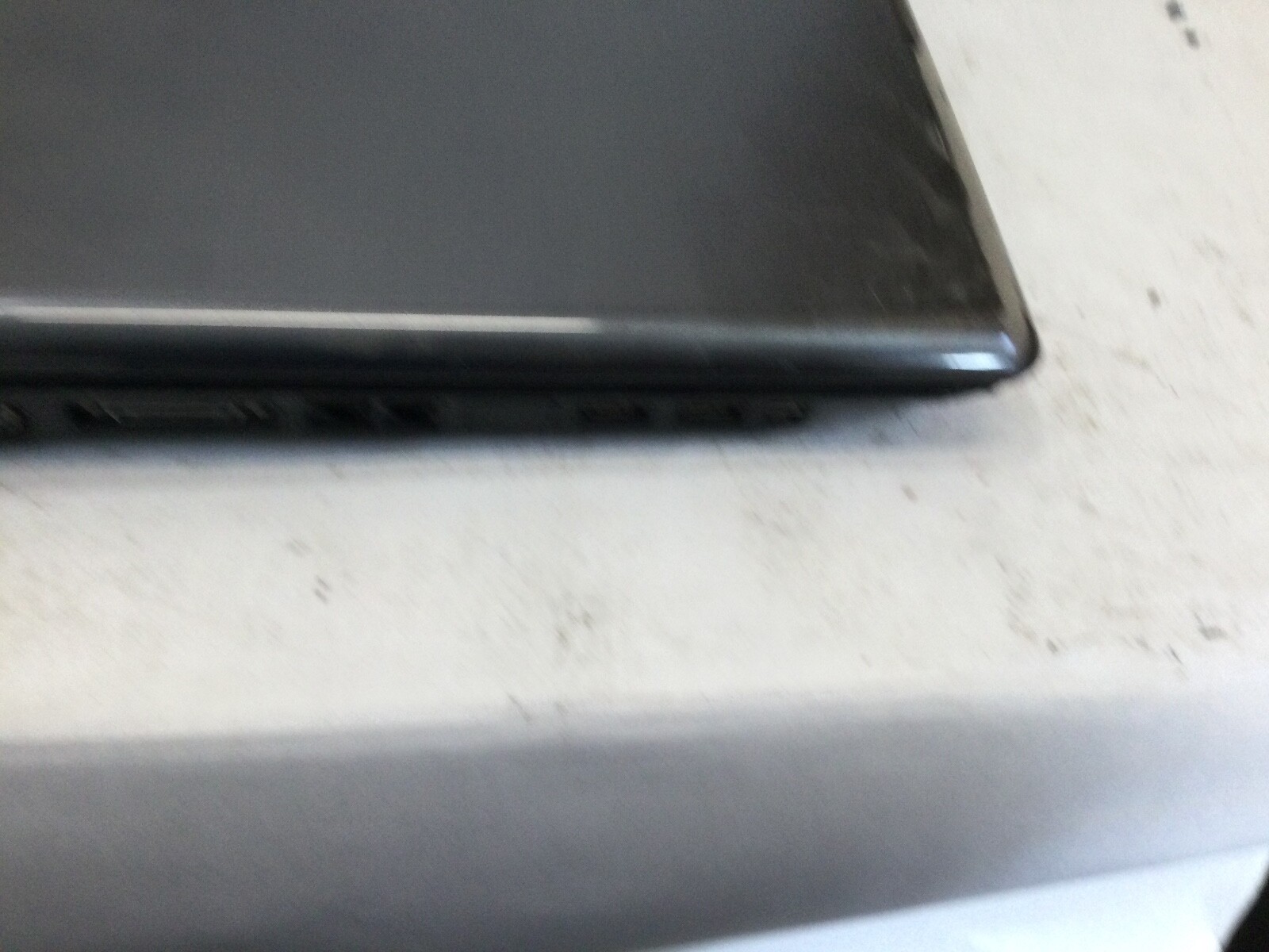 HP PRESARIO V6000 – 1GB RAM – AMD TURION 64 – FOR PARTS – READ DESCRIPTION – BB!