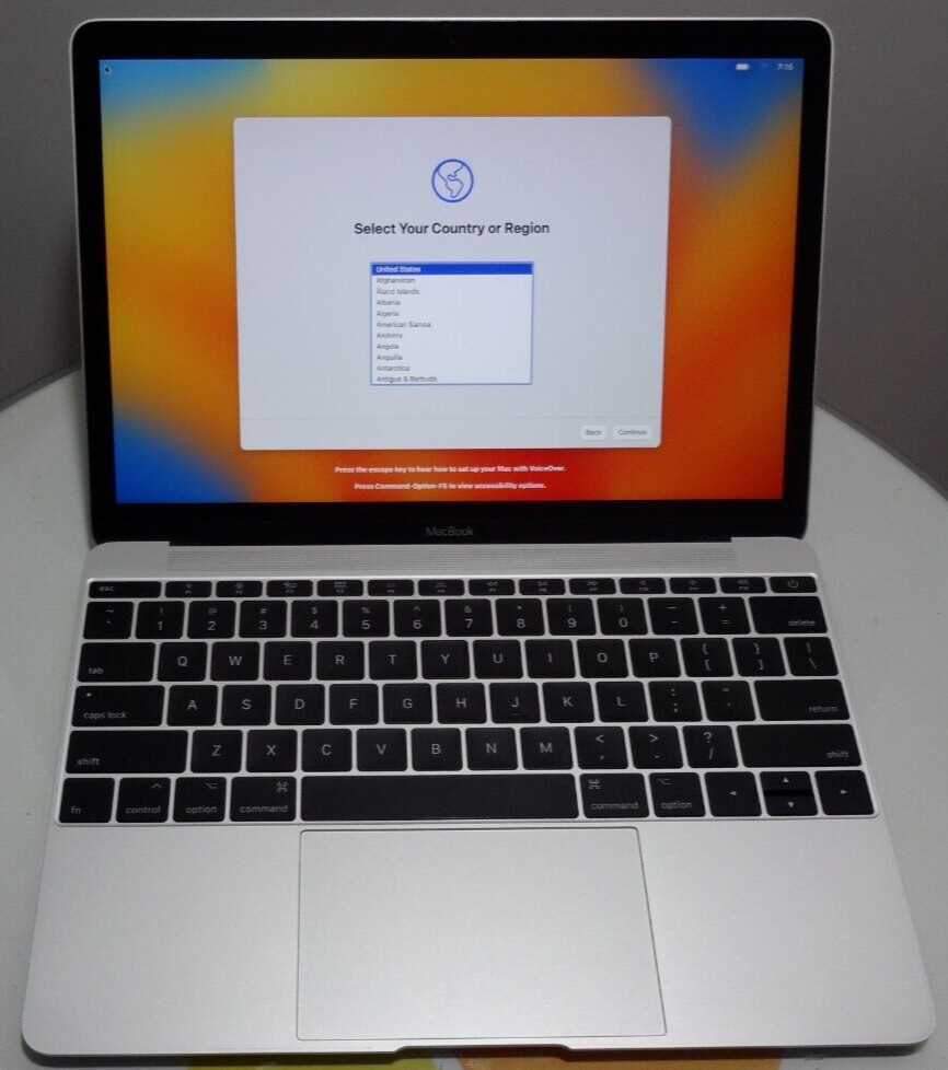 Restored – Great Condition 2017 Apple MacBook i5 8GB RAM 512GB SSD MNYJ2LL/A