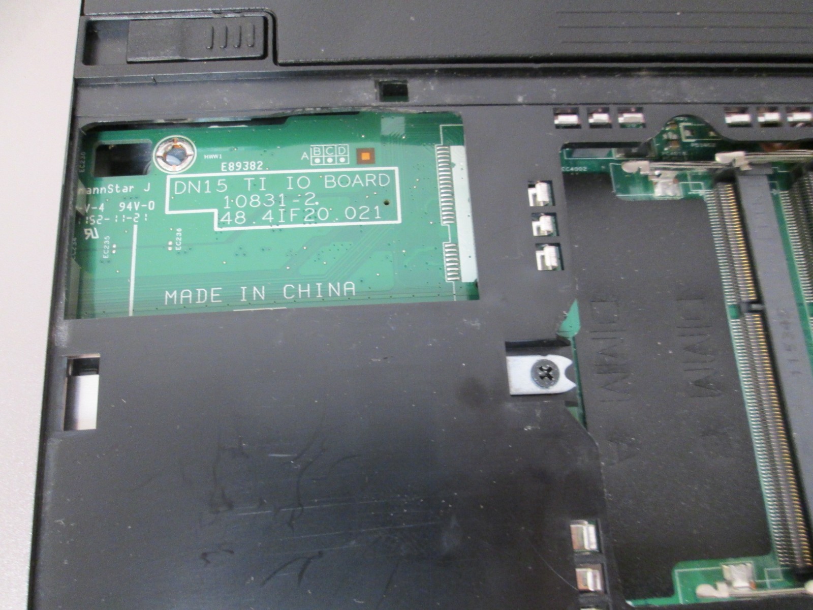 Dell Vostro 3550 PARTS ONLY No Boot ,No Ram,Hard Drive,P/S as is