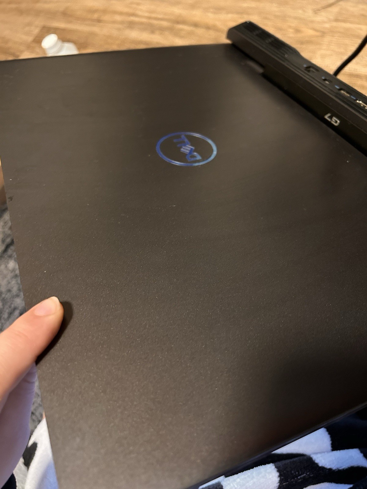 Alienware G7 Gaming Laptop Intel Core I7 -9750H 16GB RAM 512GB SSD RTX 2060 W11H