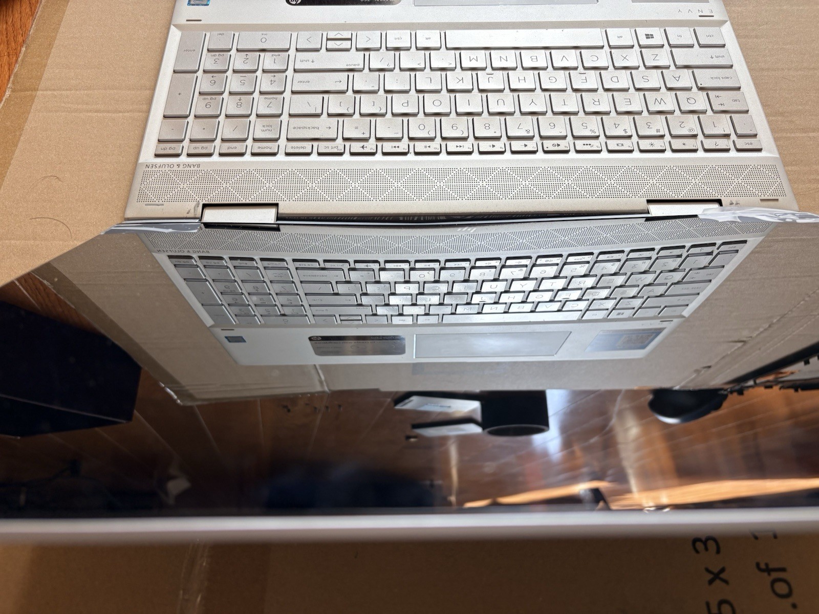 HP ENVY X360 I5 8TH GEN 8GB RAM NO HD + Charger