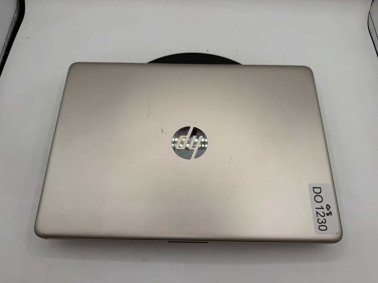 HP 14-cf0013dx-i3-8130U@2.20GHz 8GB DDR4 Ram 256GB NVME SSD W11H (1230)