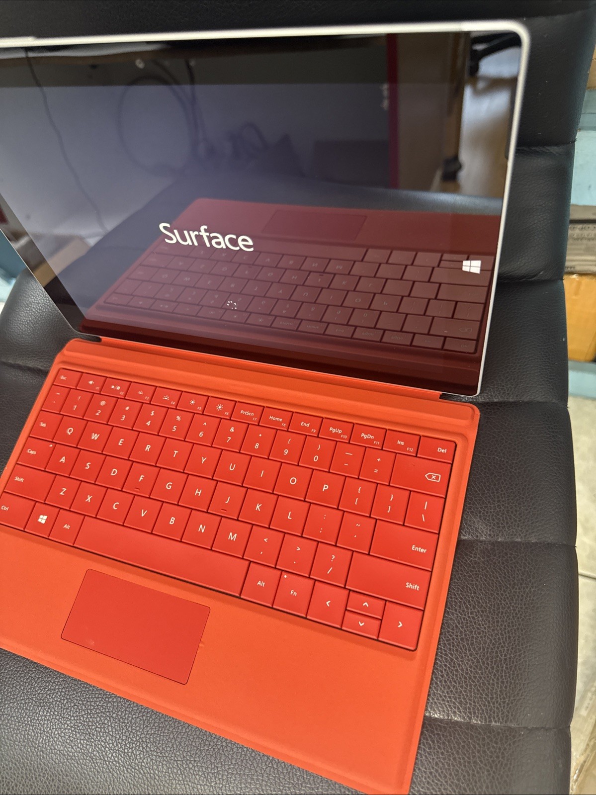 (Model: 1645) Microsoft Surface 3 64GB/w Keyboard (AS-IS)(FOR PARTS ONLY!)