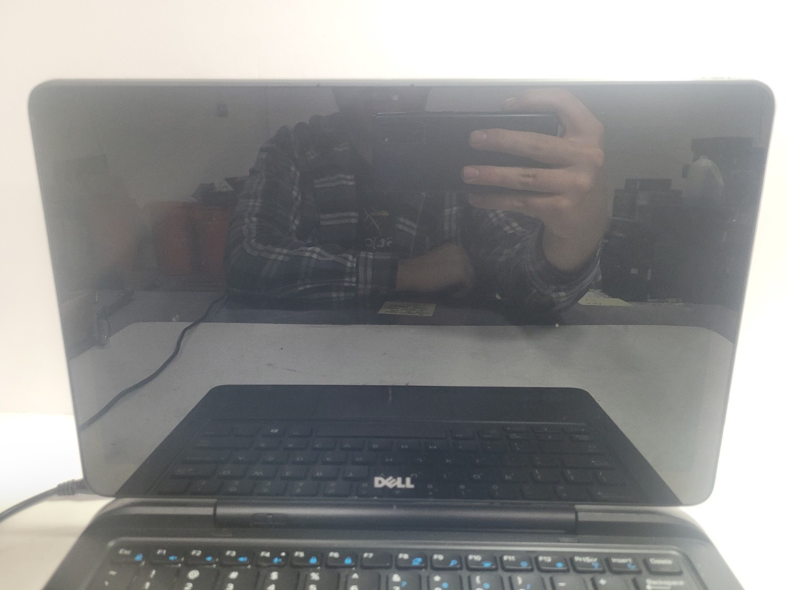 Dell Latitude 7350 P58G Unknown Specs 13.3″ Laptop for Parts/Repair *READ #0275