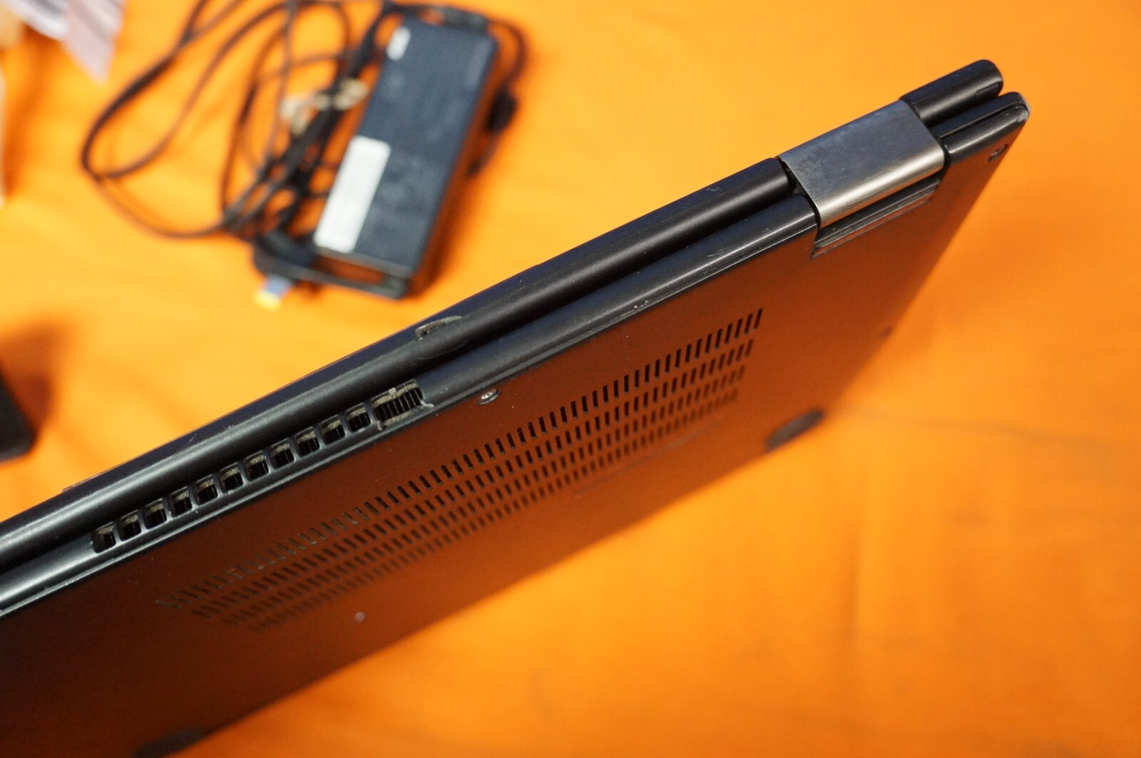 Lenovo Thinkpad Toga 260 LED Touch Screen As IS Parts Repair No Power/Damage