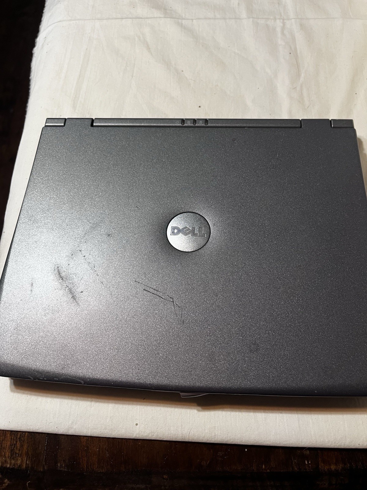 Dell Latitude C400 12″ Laptop Windows XP Pro Pentium M 512MB HDD Gray FOR PARTS