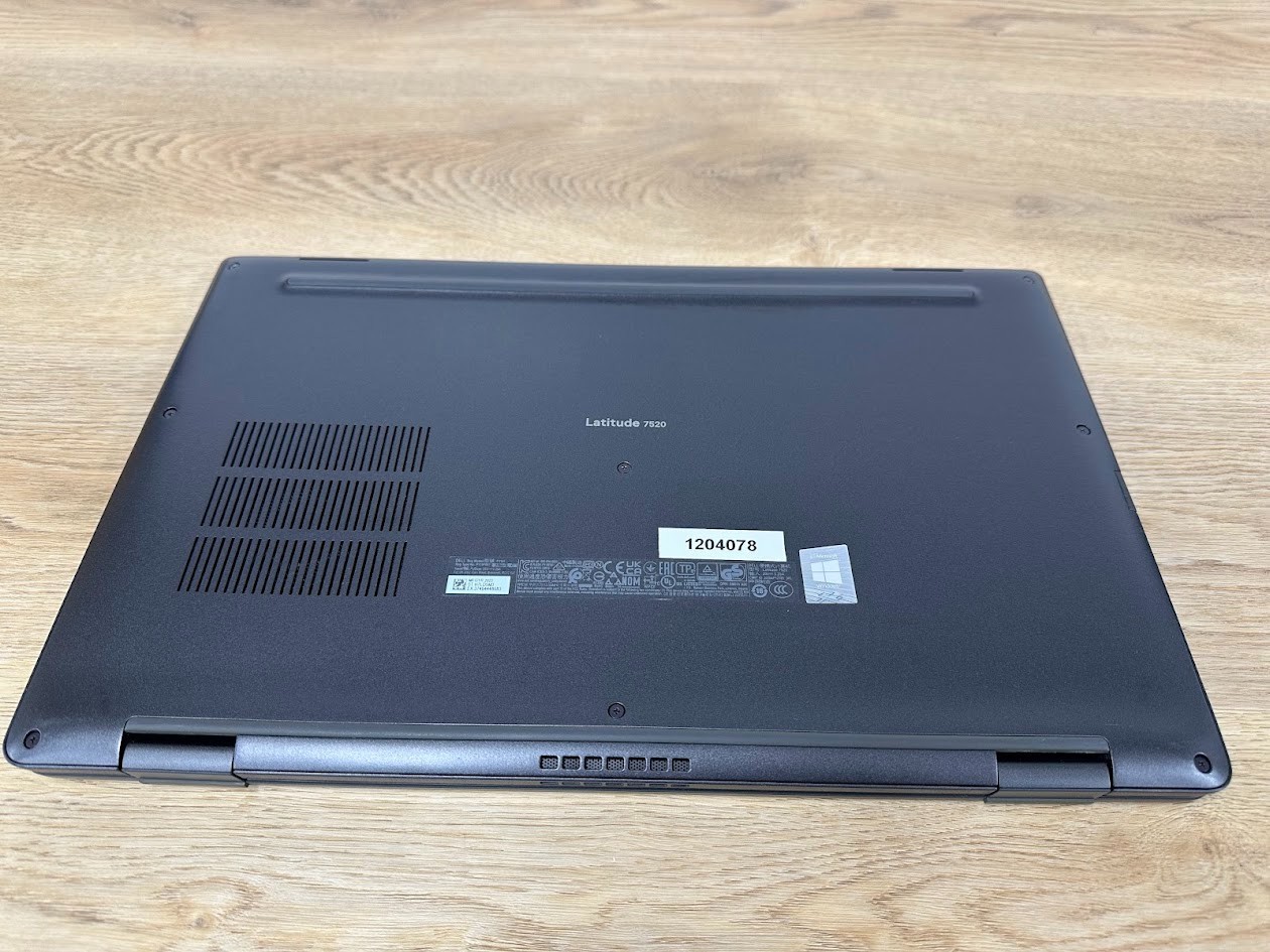 Dell Latitude 7520, Core i7 1185G7, 32GB, Iris Xe Graphics, 512GB SSD, 2021