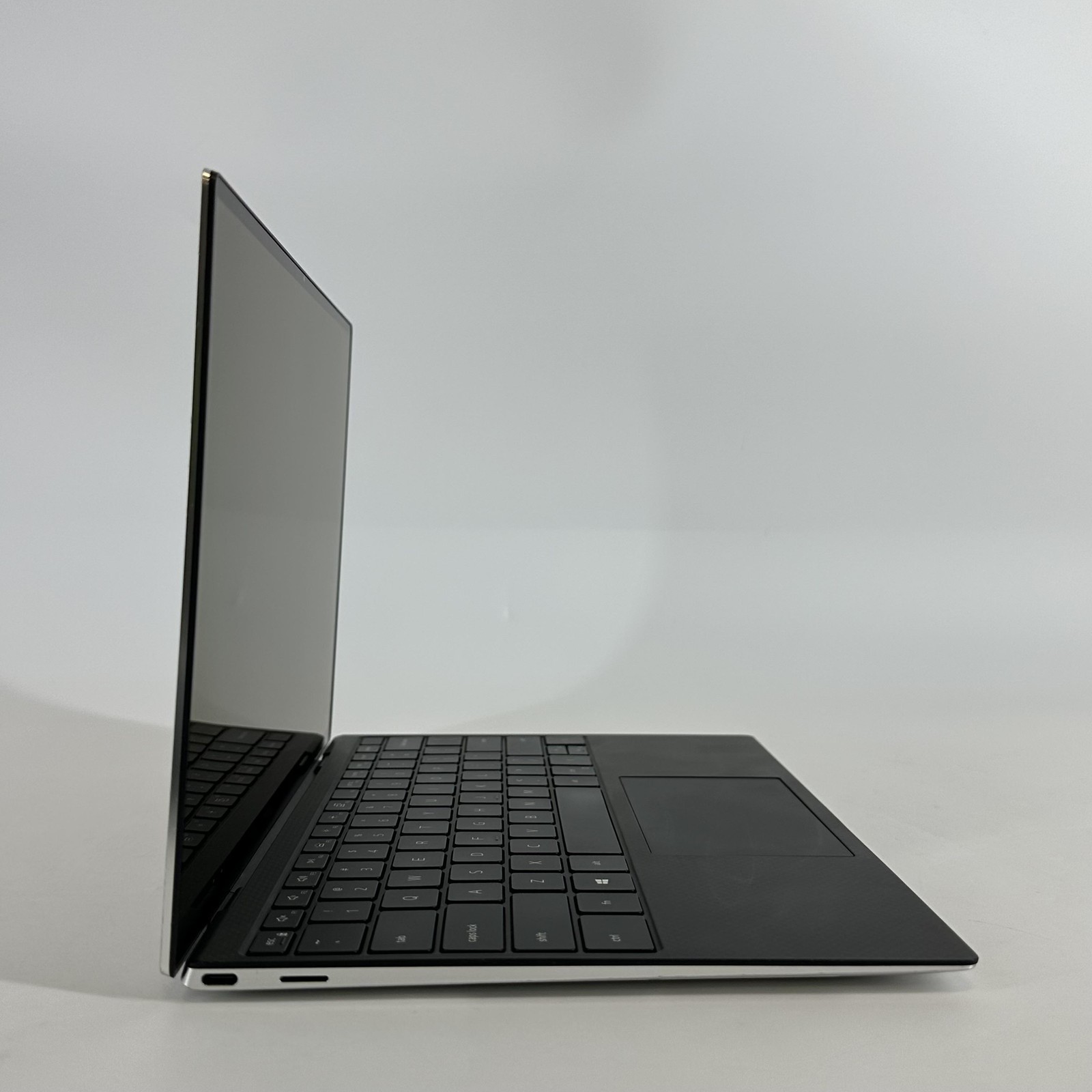 Dell XPS 13 9310 Silver 3.5K TOUCH i7-1195G7 2.90GHz 32GB 512GB SSD Good