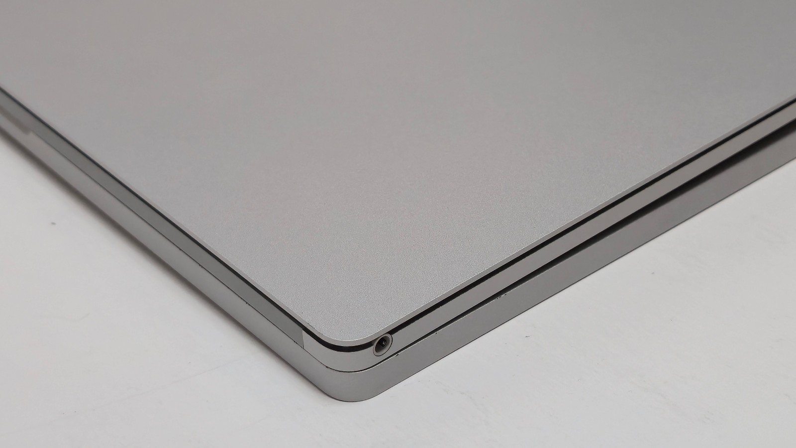 Surface Book 3 15″ (1899) i7-1065G7 32GB RAM 1TB SSD GTX 1660 GPU 6GB GDDR6