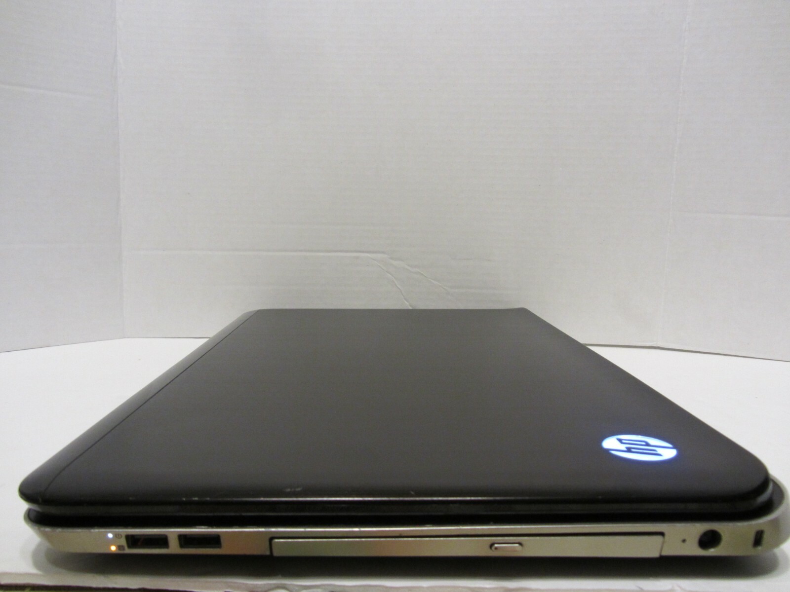 HP PAVILION DV7 CORE i7 2670QM (2.20GHz) 6GB RAM 750GB HDD WINDOWS 7 OFFICE 13