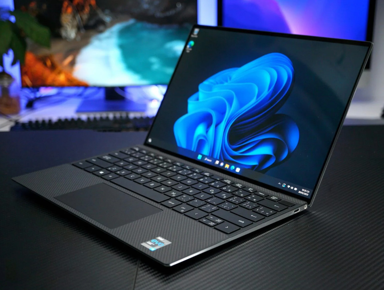 Dell XPS 9310 (Core i5-1135G7 / RAM 16GB / SSD 256GB / 13.4 inch FFHD+ Non Touch