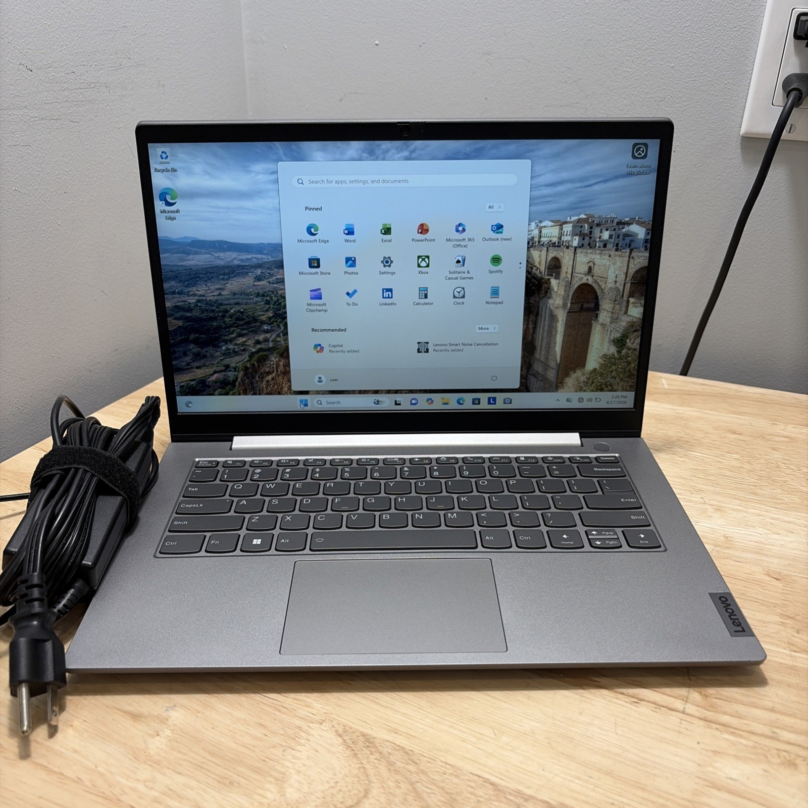 Lenovo ThinkBook 15 G4 IAP Core i7 1255U 1.7GHZ 8GB, 512GB, WC, WiFi W11 Cord