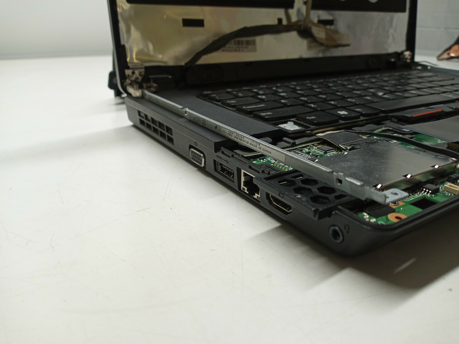 Lenovo E15 Laptop NO Screen,Palmrest,Battery,Back Cover,CPU,Ram,HDD FOR PARTS