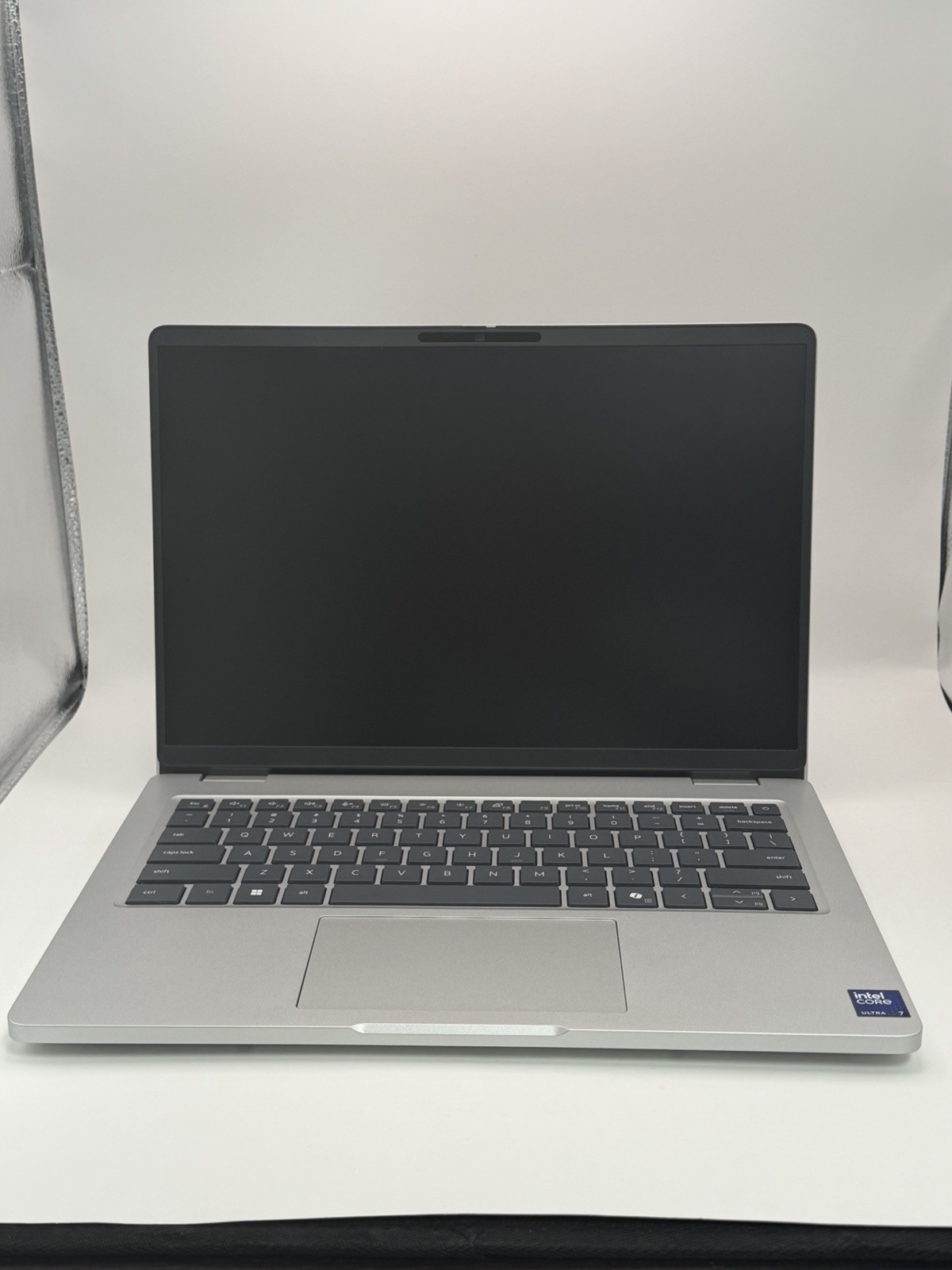 Dell 14″ Pro Laptop – Ultra 7 255U 16GB 512GB SSD TB4 WiFi 6E W11P – 1K04G
